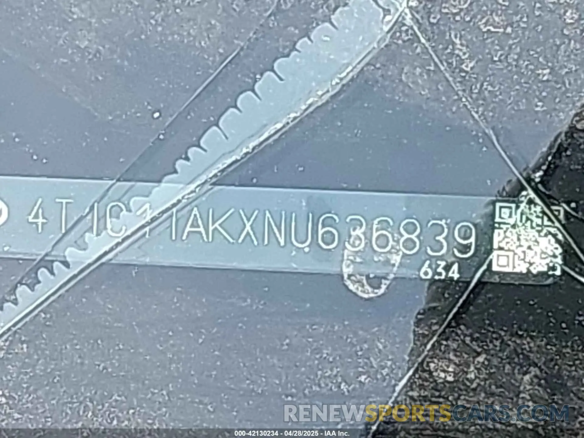 9 fotografías del automóvil dañado 4T1C11AKXNU636839 TOYOTA CAMRY 2022