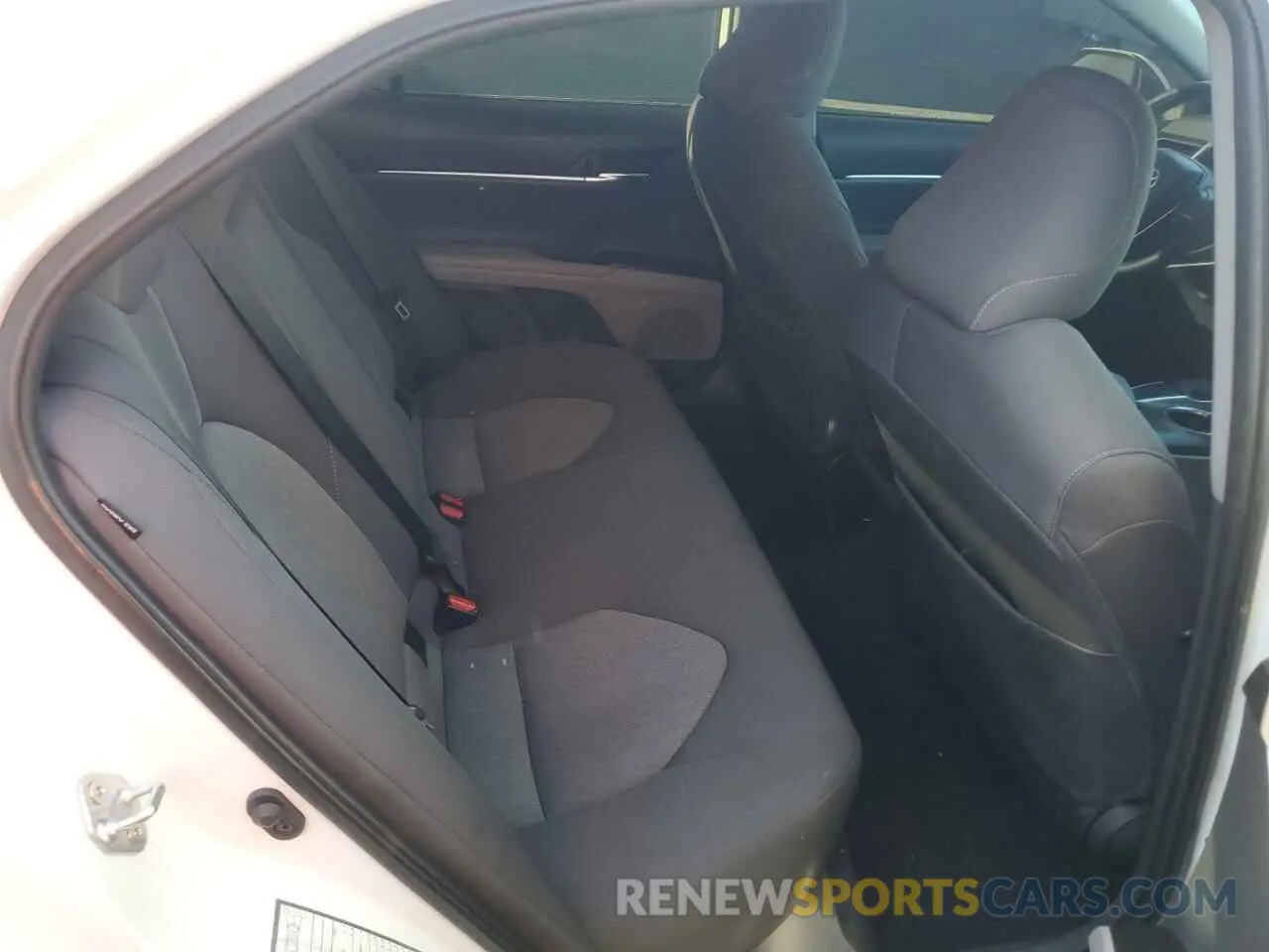 10 fotografías del automóvil dañado 4T1C11AKXNU658033 TOYOTA CAMRY 2022