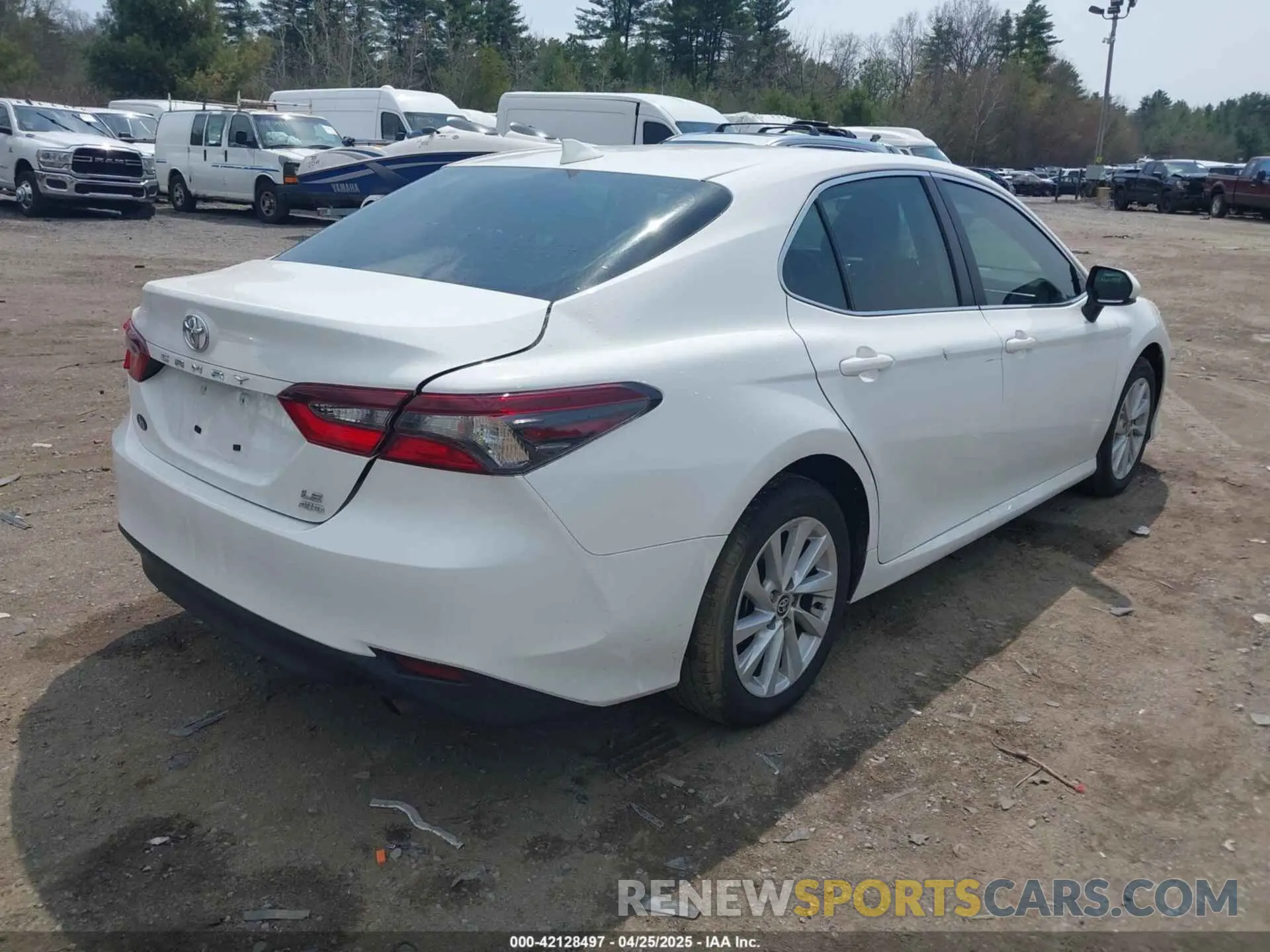 4 fotografías del automóvil dañado 4T1C11BK0NU069930 TOYOTA CAMRY 2022