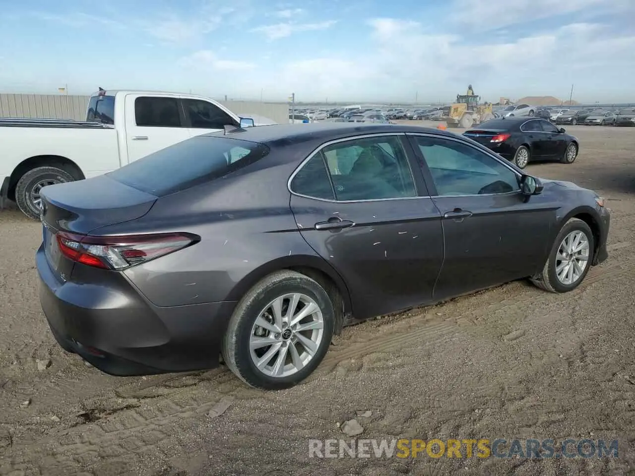 3 fotografías del automóvil dañado 4T1C11BK1NU048598 TOYOTA CAMRY 2022