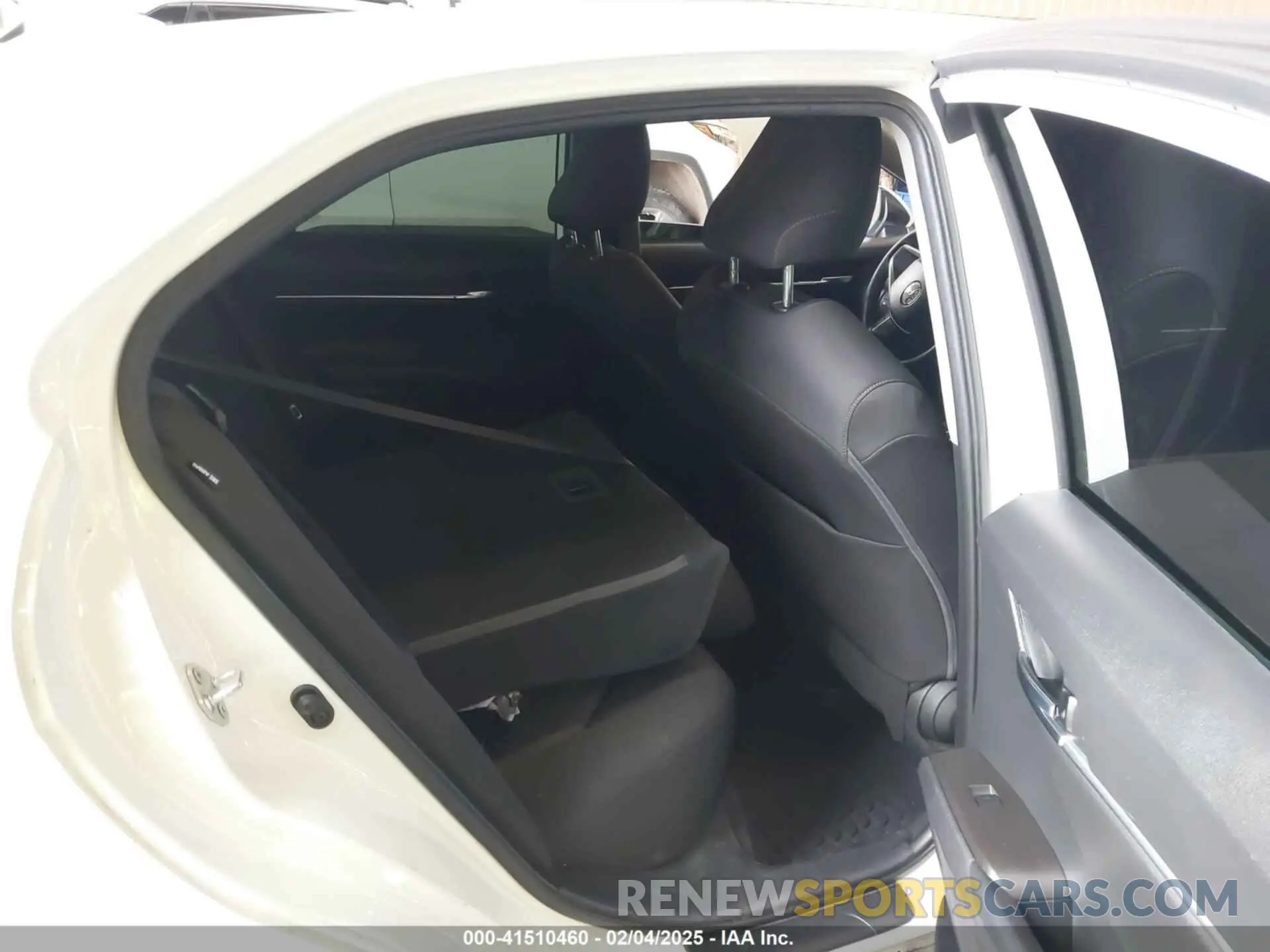 8 fotografías del automóvil dañado 4T1C11BK1NU054269 TOYOTA CAMRY 2022