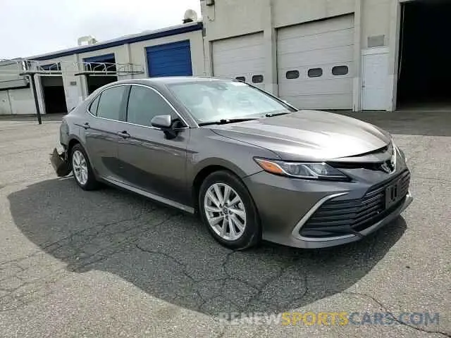 10 fotografías del automóvil dañado 4T1C11BK2NU050912 TOYOTA CAMRY 2022