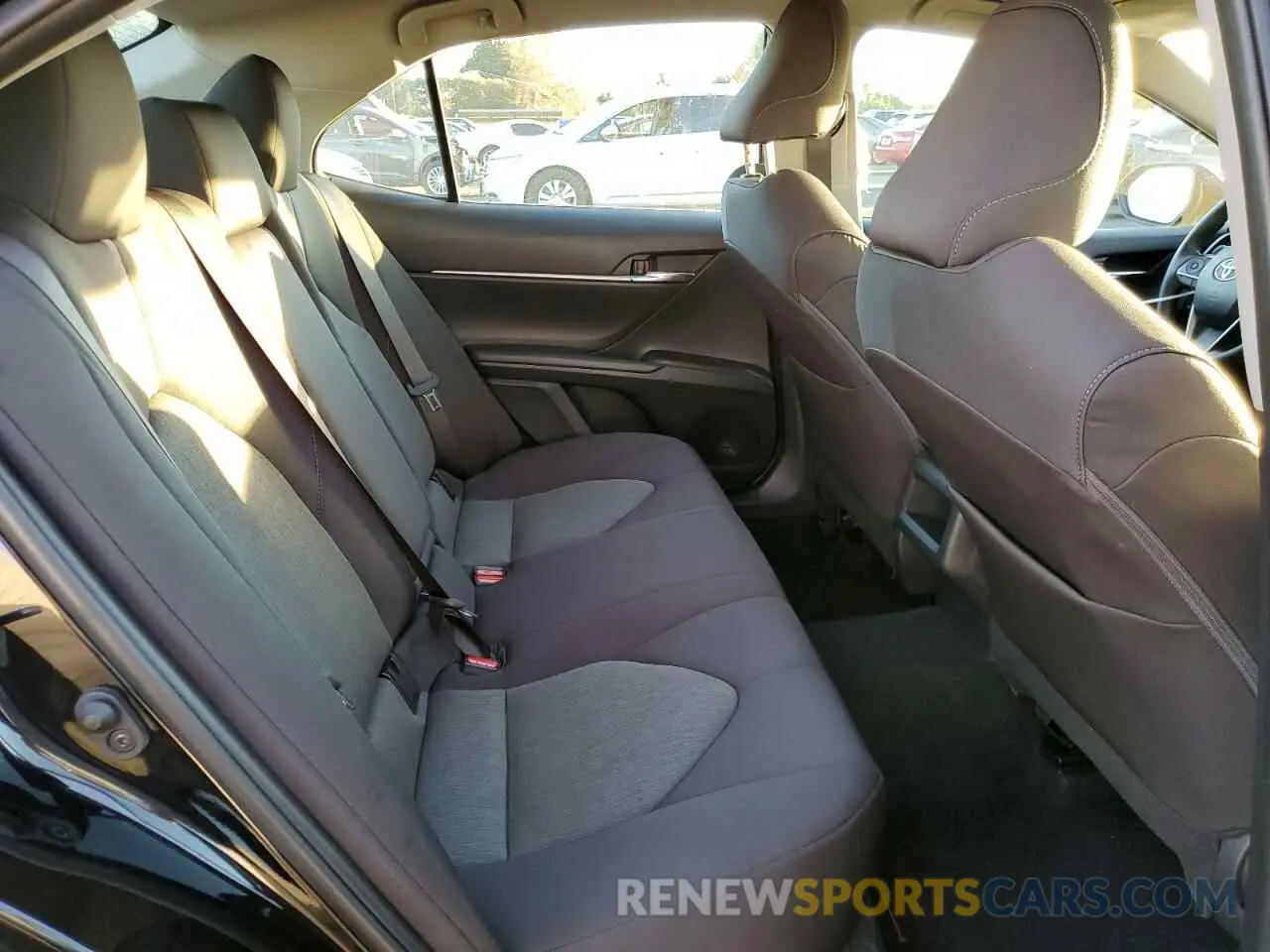 10 fotografías del automóvil dañado 4T1C11BK3NU061658 TOYOTA CAMRY 2022