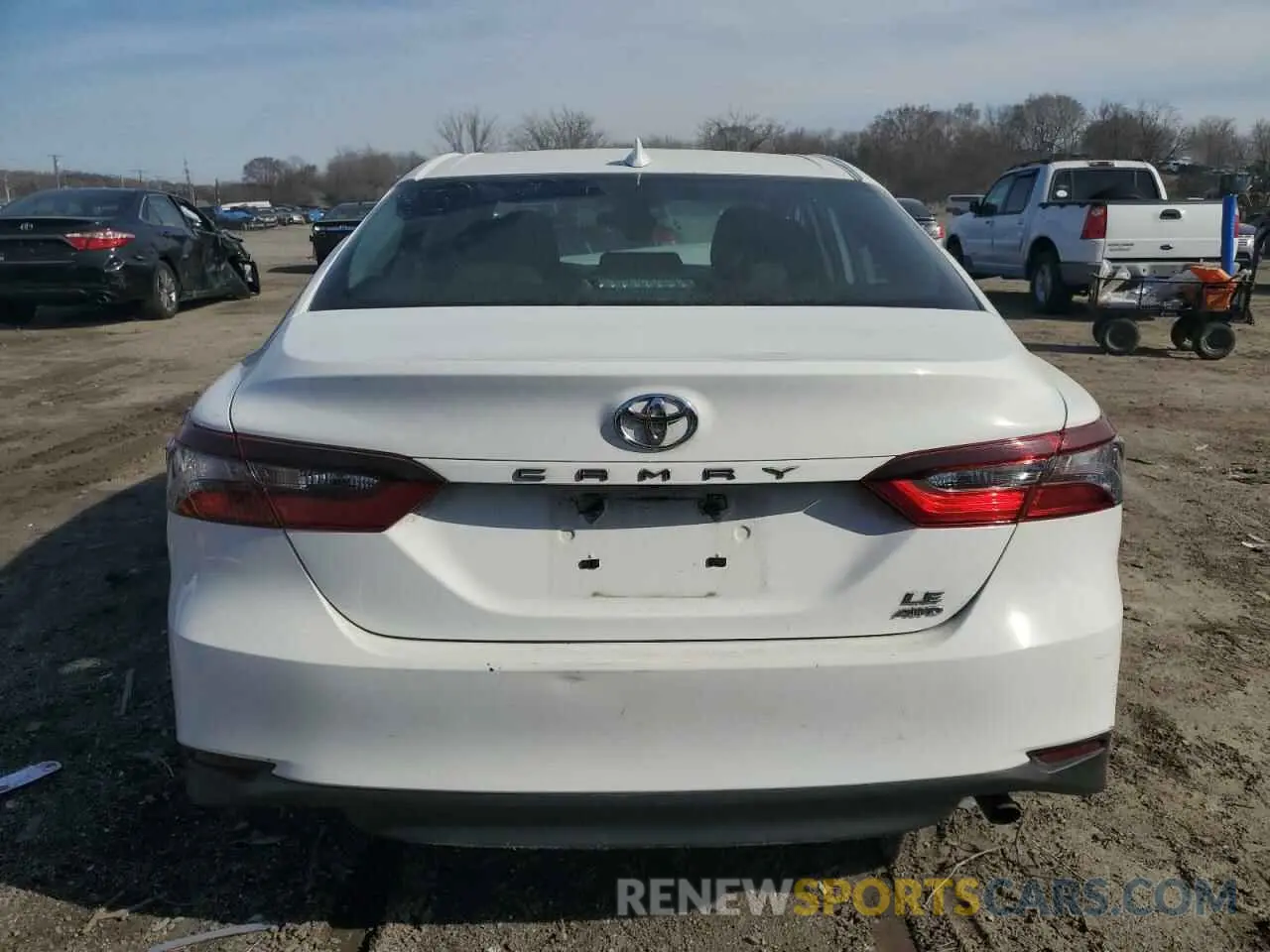6 fotografías del automóvil dañado 4T1C11BK4NU061541 TOYOTA CAMRY 2022