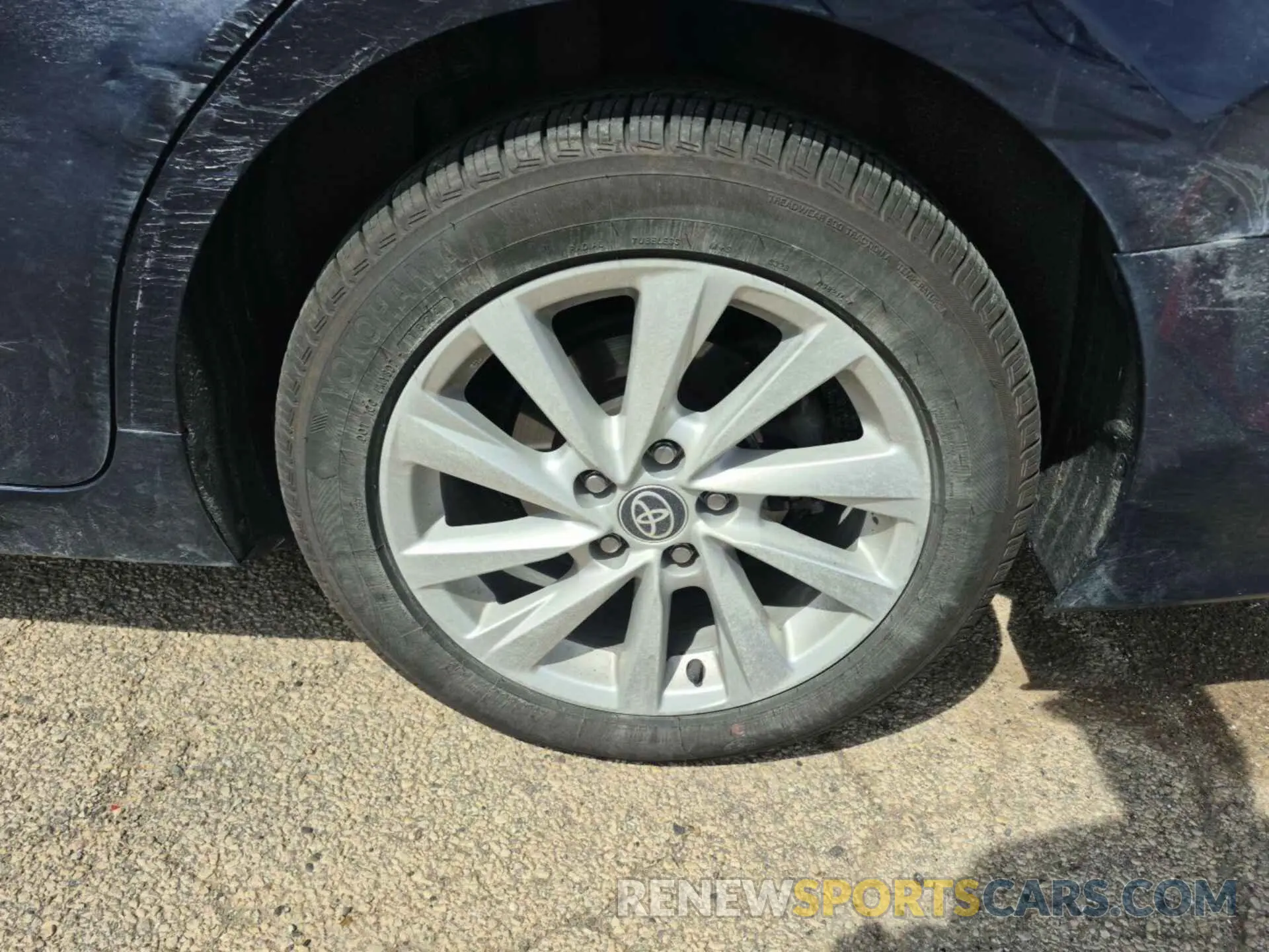 26 fotografías del automóvil dañado 4T1C11BK8NU058531 TOYOTA CAMRY 2022