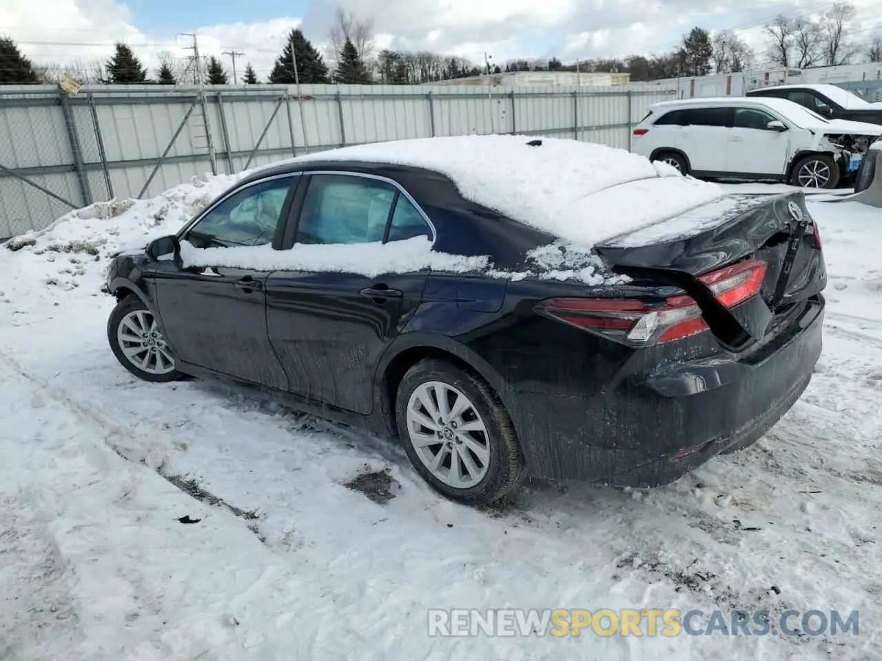 2 fotografías del automóvil dañado 4T1C11BK9NU060420 TOYOTA CAMRY 2022