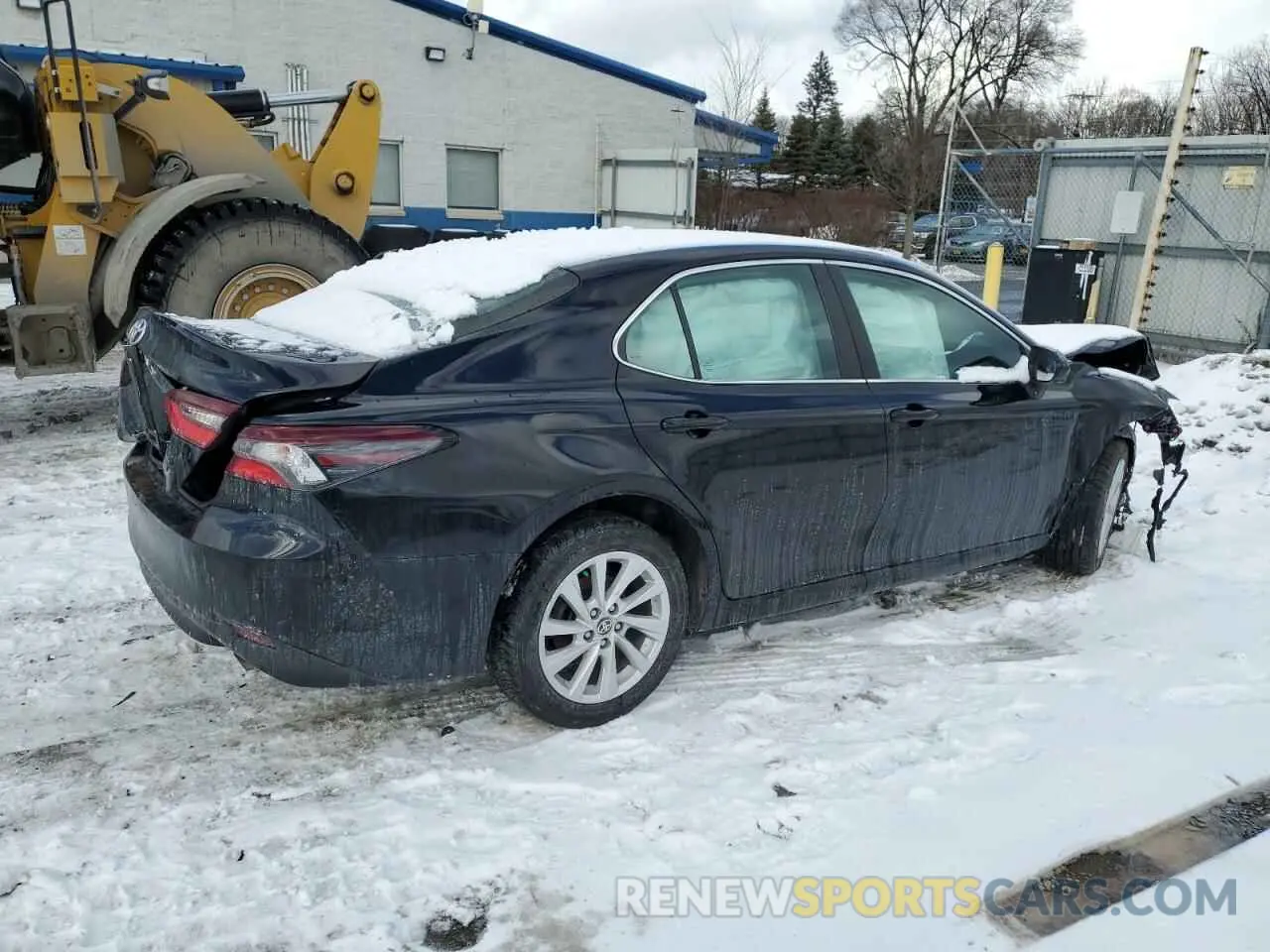 3 fotografías del automóvil dañado 4T1C11BK9NU060420 TOYOTA CAMRY 2022