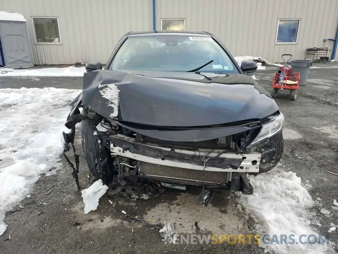 5 fotografías del automóvil dañado 4T1C11BK9NU060420 TOYOTA CAMRY 2022