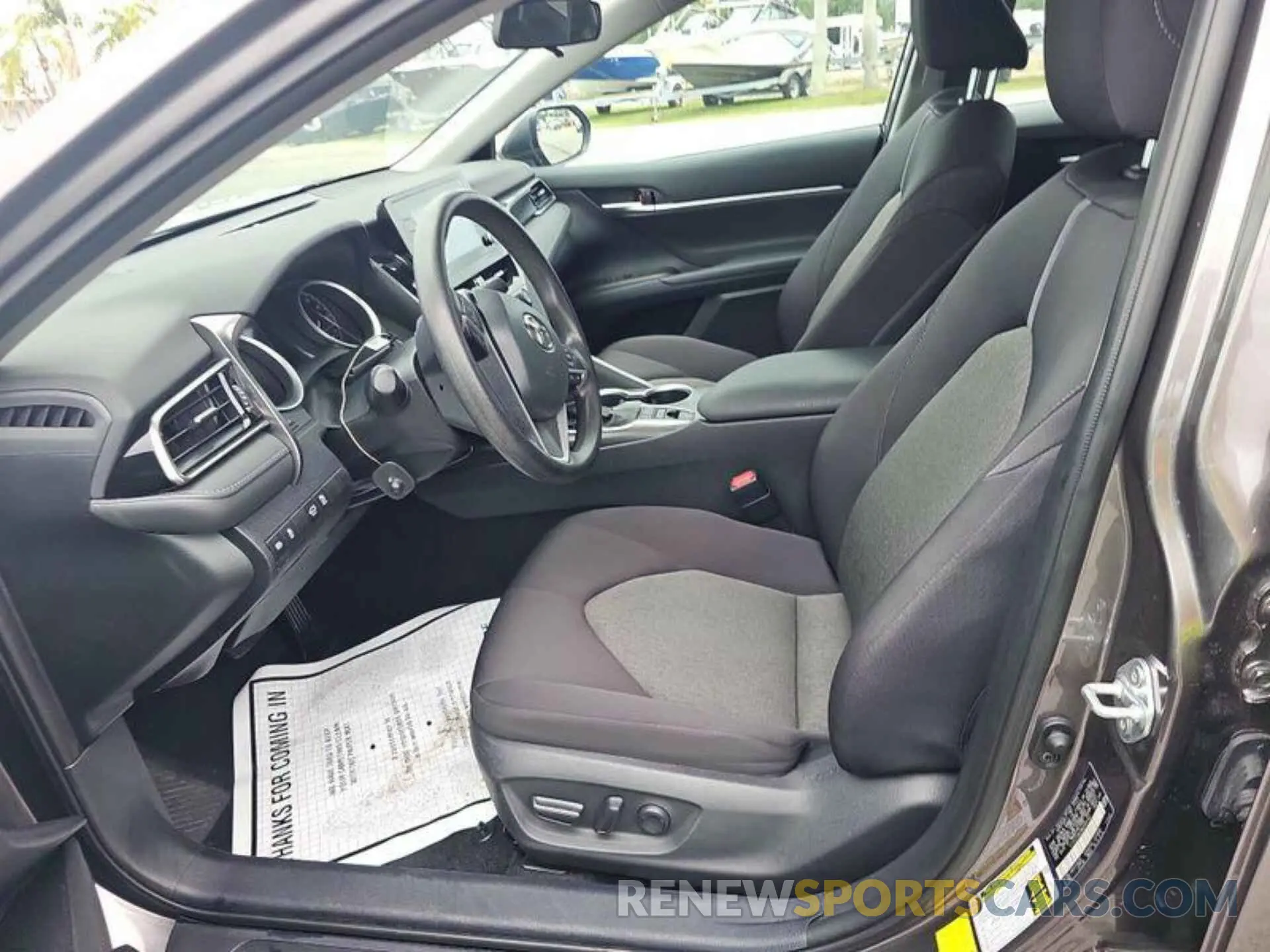 4 fotografías del automóvil dañado 4T1C31AK0NU580162 TOYOTA CAMRY 2022