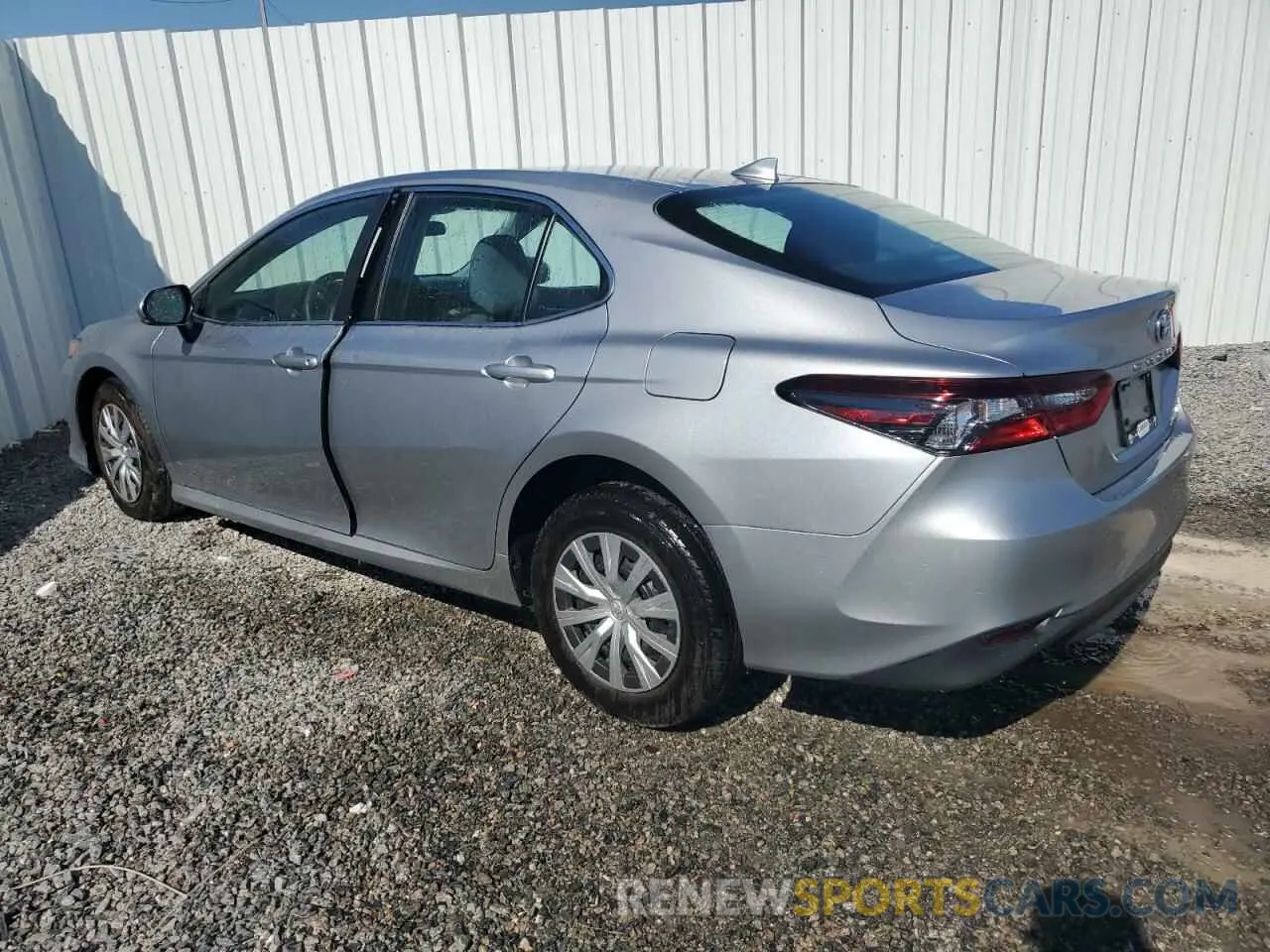 2 fotografías del automóvil dañado 4T1C31AK1NU591283 TOYOTA CAMRY 2022