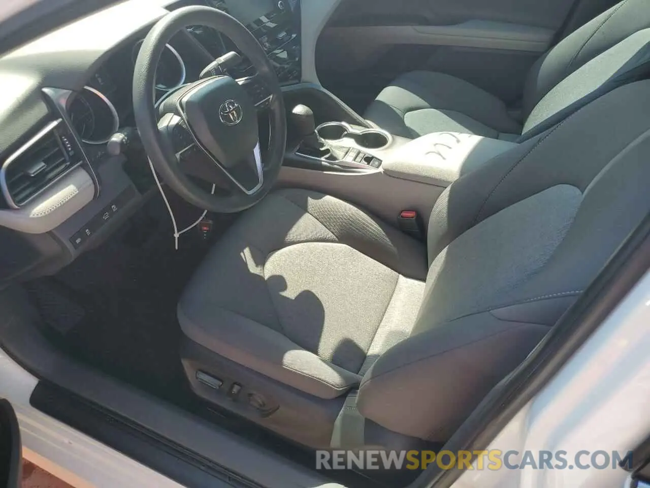 7 fotografías del automóvil dañado 4T1C31AK1NU595043 TOYOTA CAMRY 2022