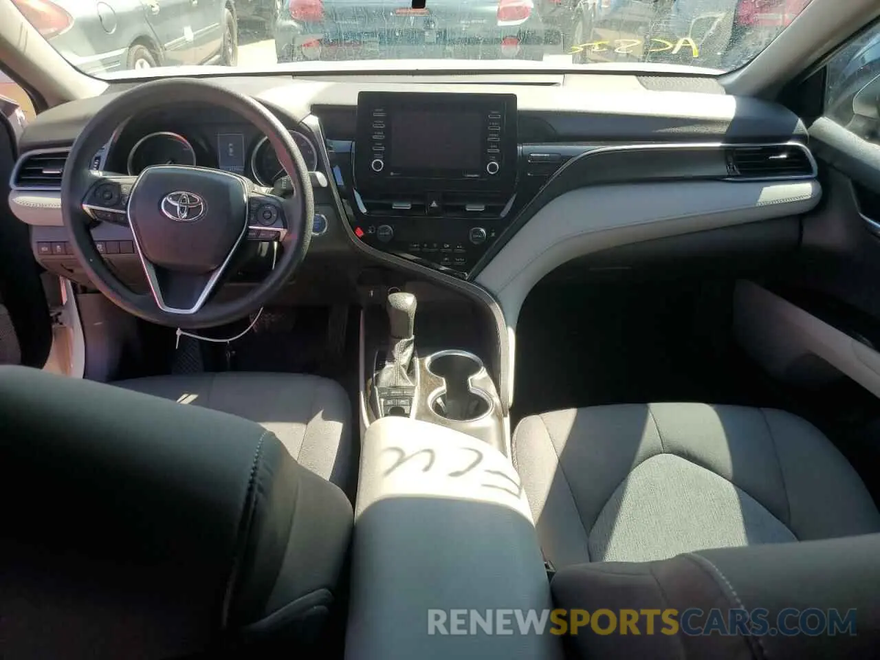 8 fotografías del automóvil dañado 4T1C31AK1NU595043 TOYOTA CAMRY 2022