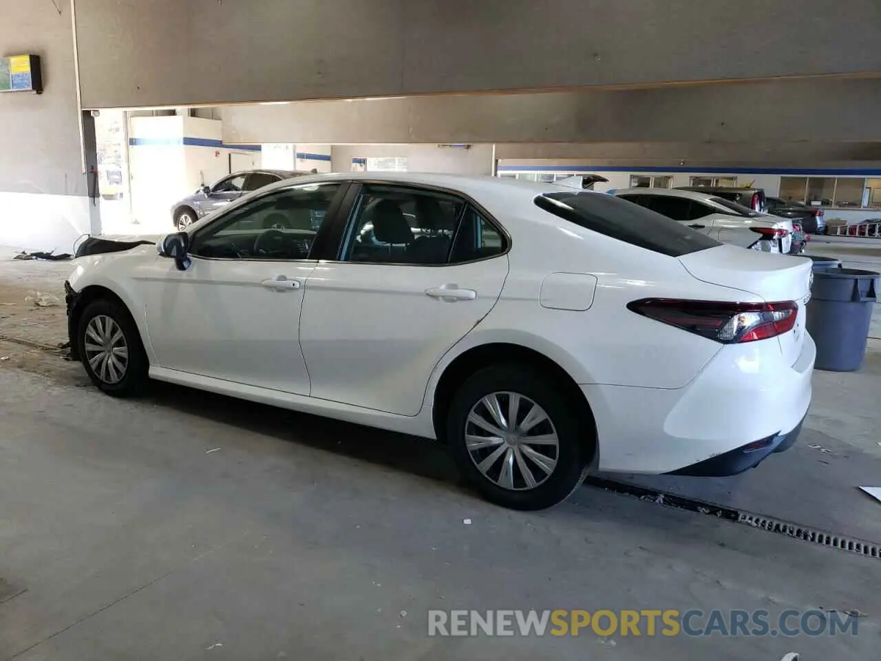 2 fotografías del automóvil dañado 4T1C31AK3NU587252 TOYOTA CAMRY 2022