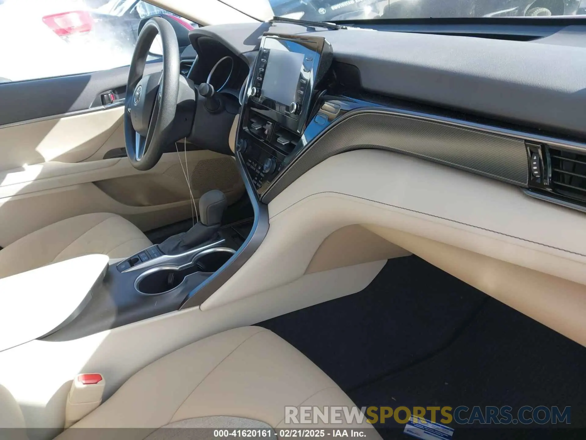 5 fotografías del automóvil dañado 4T1C31AK3NU590135 TOYOTA CAMRY 2022