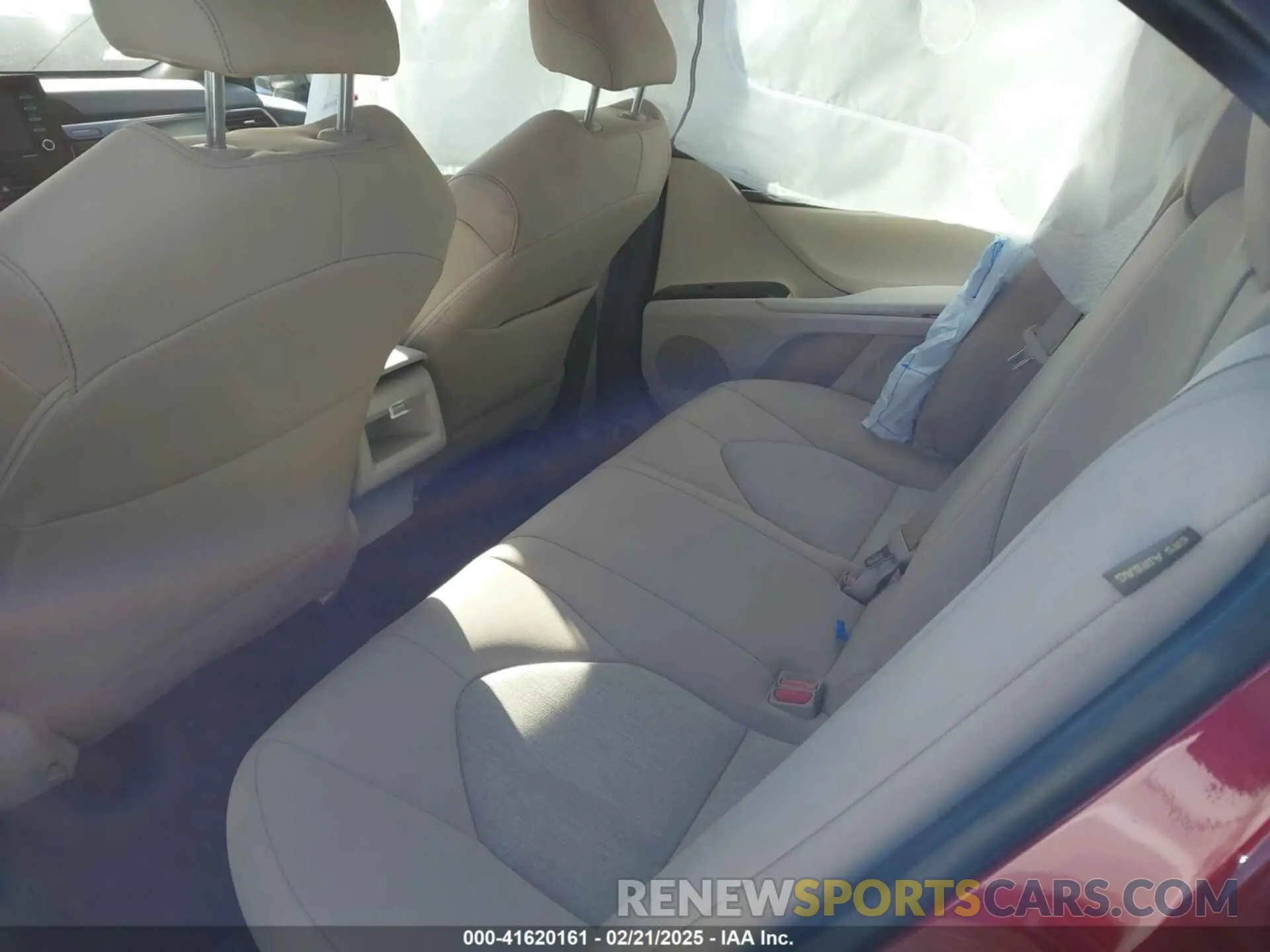 8 fotografías del automóvil dañado 4T1C31AK3NU590135 TOYOTA CAMRY 2022