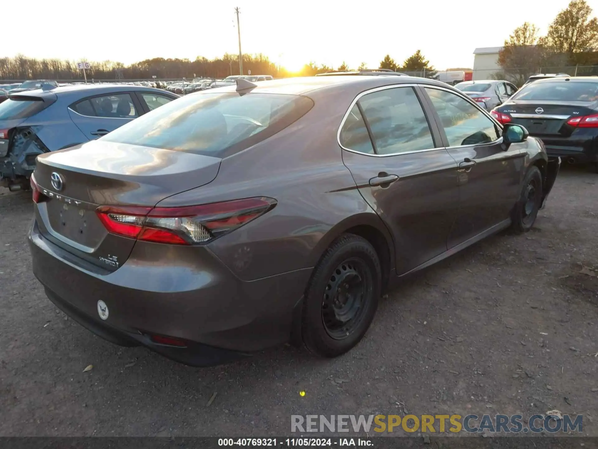 4 fotografías del automóvil dañado 4T1C31AK4NU594078 TOYOTA CAMRY 2022