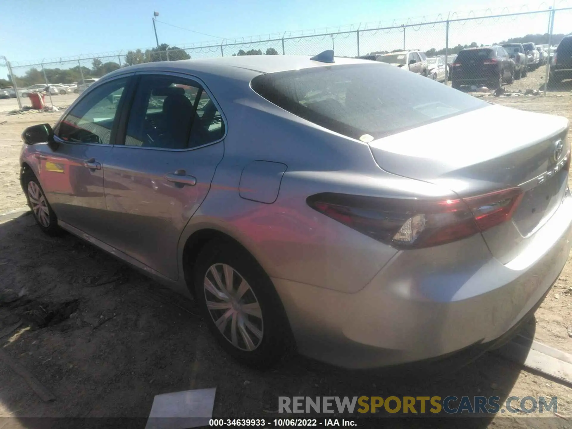 3 fotografías del automóvil dañado 4T1C31AK5NU572803 TOYOTA CAMRY 2022