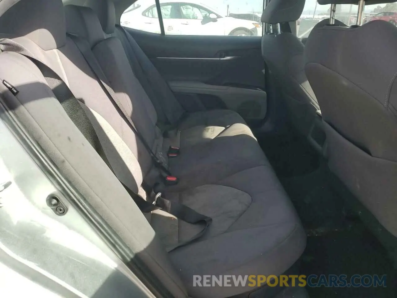 10 fotografías del automóvil dañado 4T1C31AK6NU039522 TOYOTA CAMRY 2022