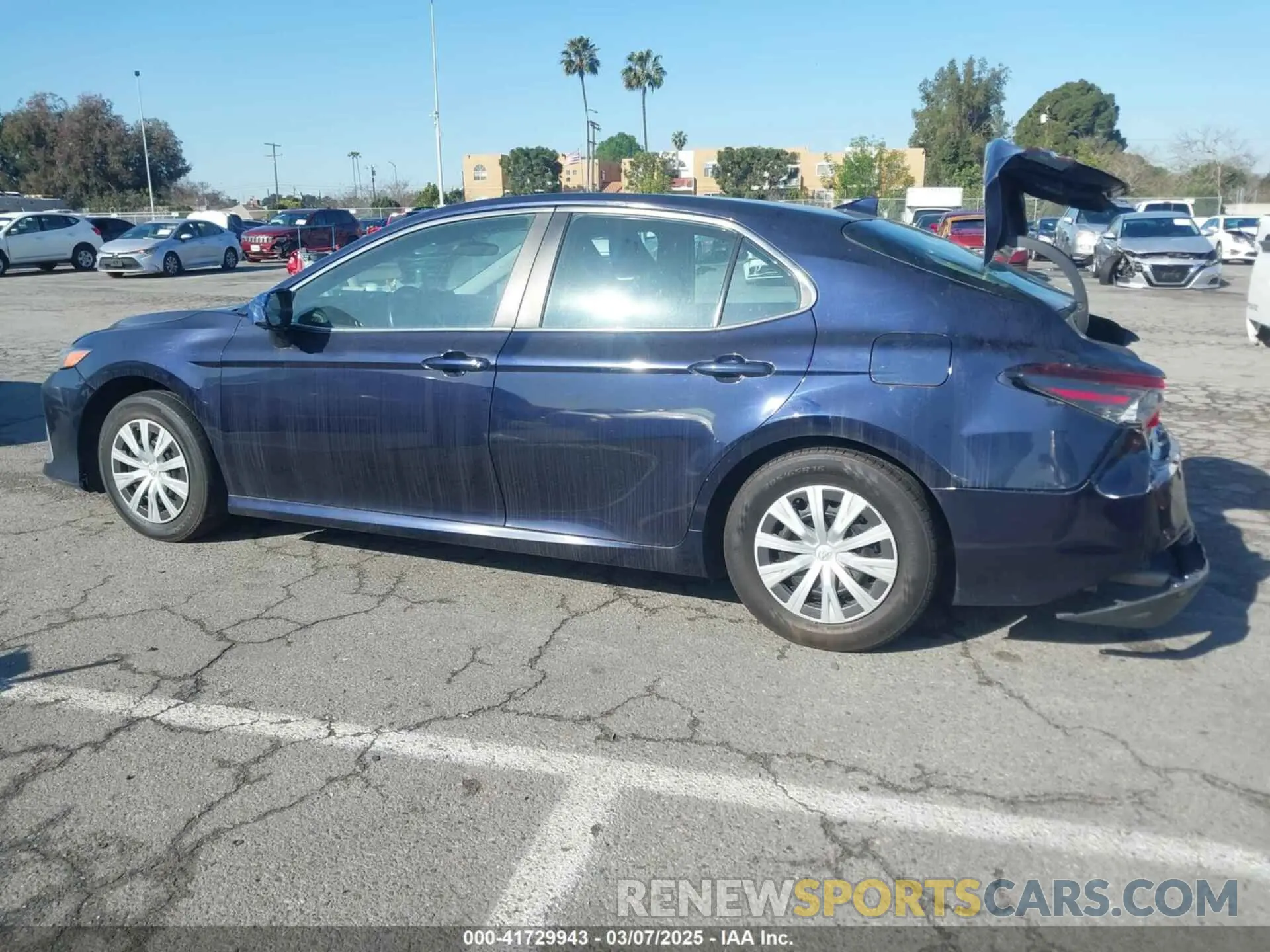14 fotografías del automóvil dañado 4T1C31AK7NU042879 TOYOTA CAMRY 2022