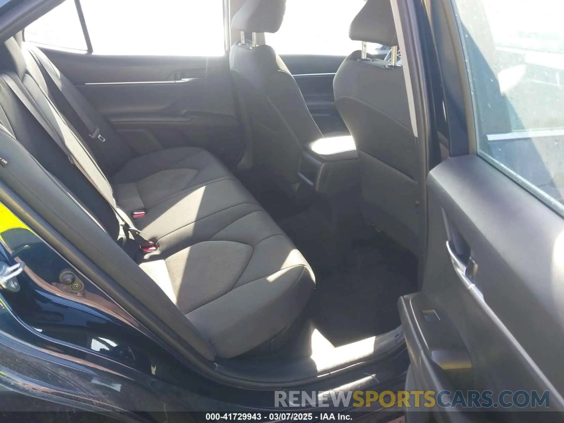 8 fotografías del automóvil dañado 4T1C31AK7NU042879 TOYOTA CAMRY 2022