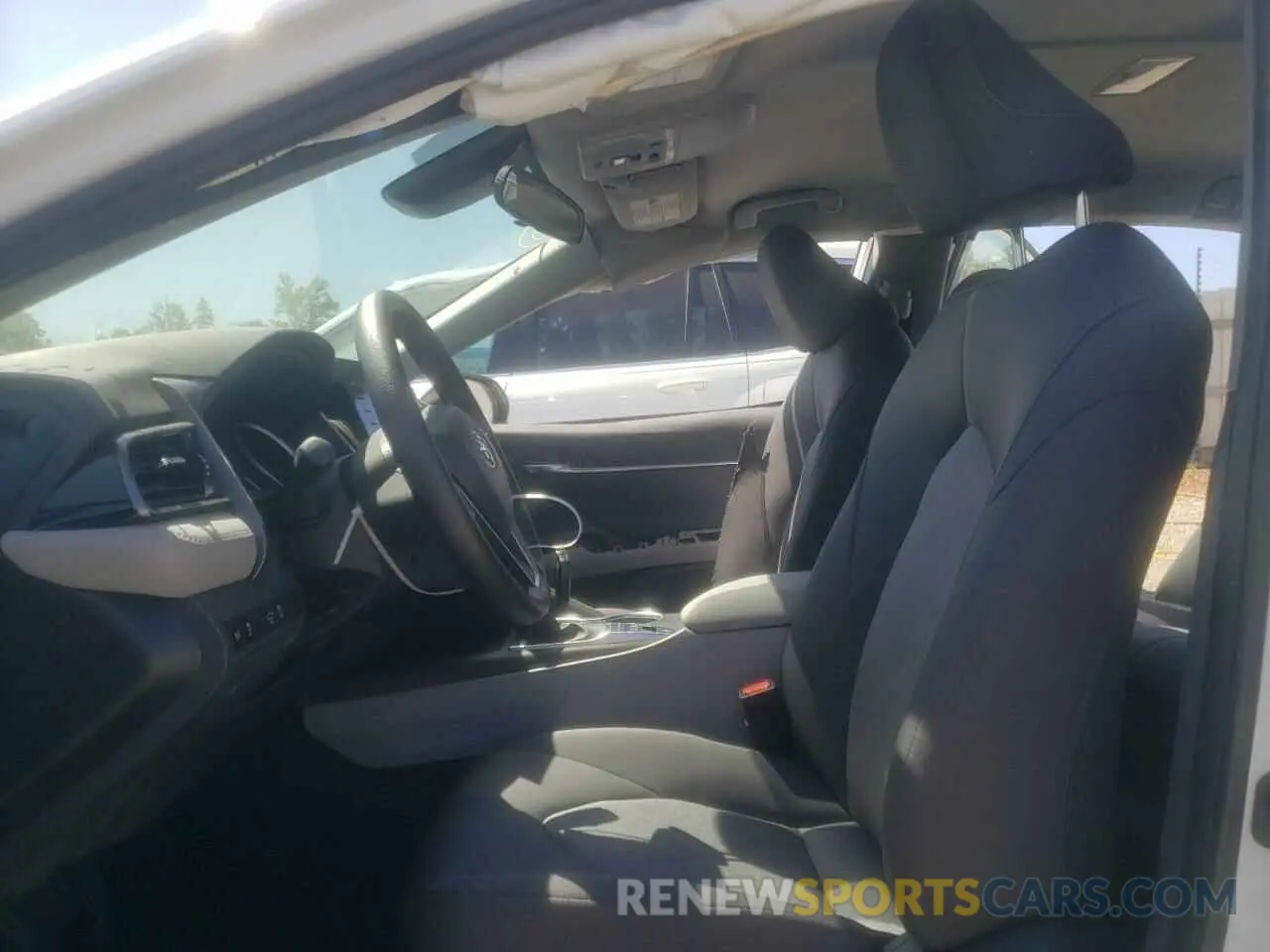 5 fotografías del automóvil dañado 4T1C31AK7NU580868 TOYOTA CAMRY 2022
