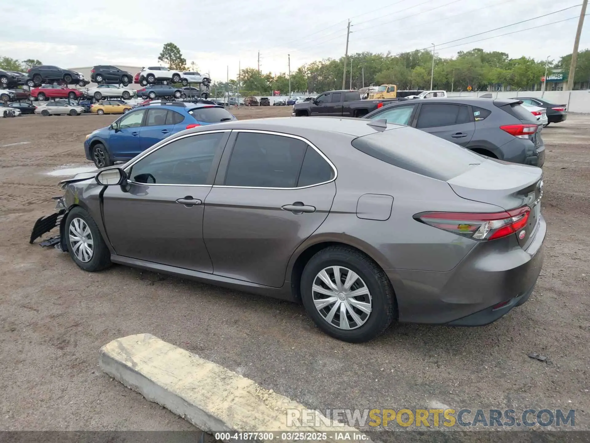 14 fotografías del automóvil dañado 4T1C31AK8NU577171 TOYOTA CAMRY 2022