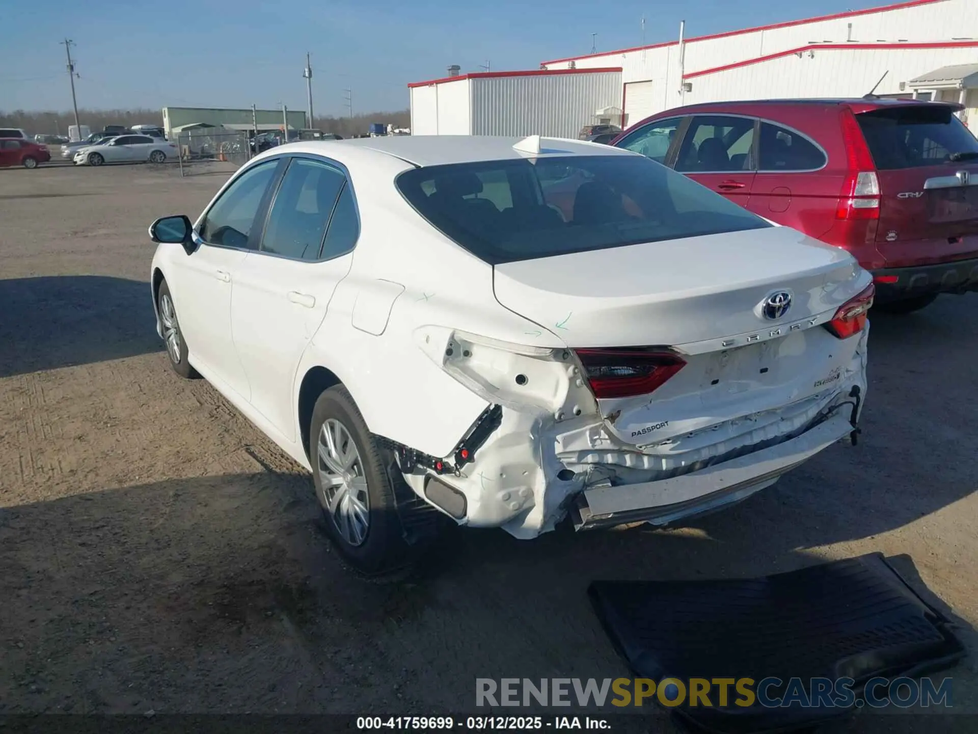 3 fotografías del automóvil dañado 4T1C31AK8NU589613 TOYOTA CAMRY 2022