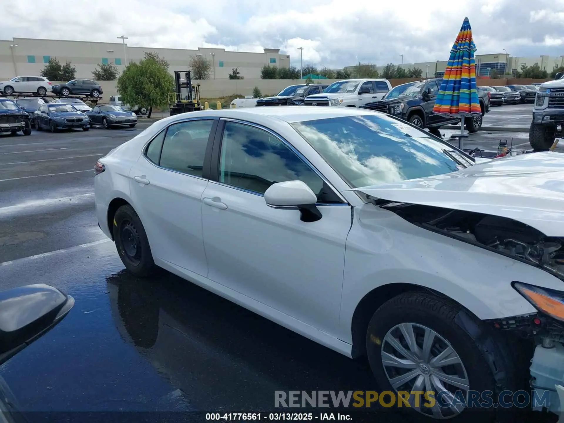 14 fotografías del automóvil dañado 4T1C31AK9NU576935 TOYOTA CAMRY 2022