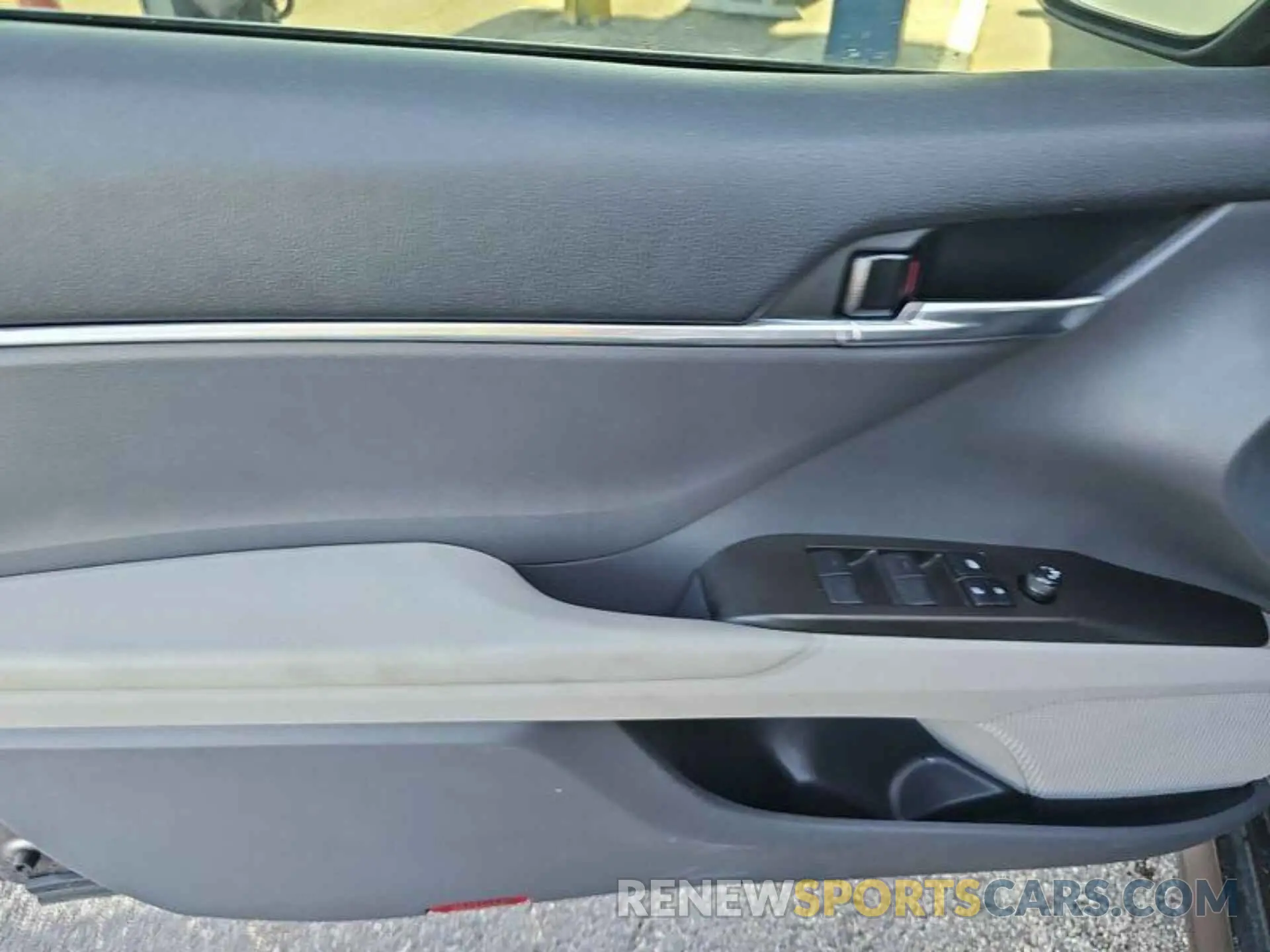 3 fotografías del automóvil dañado 4T1C31AK9NU580158 TOYOTA CAMRY 2022