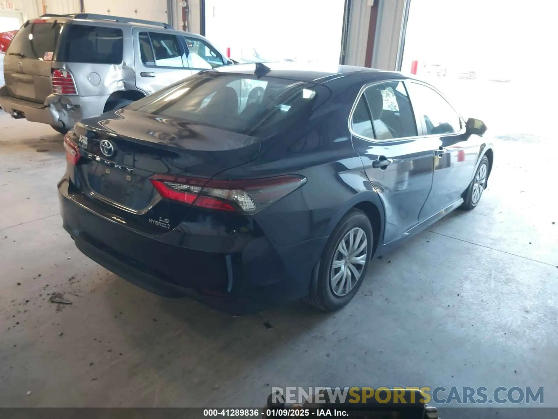 4 fotografías del automóvil dañado 4T1C31AKXNU597650 TOYOTA CAMRY 2022