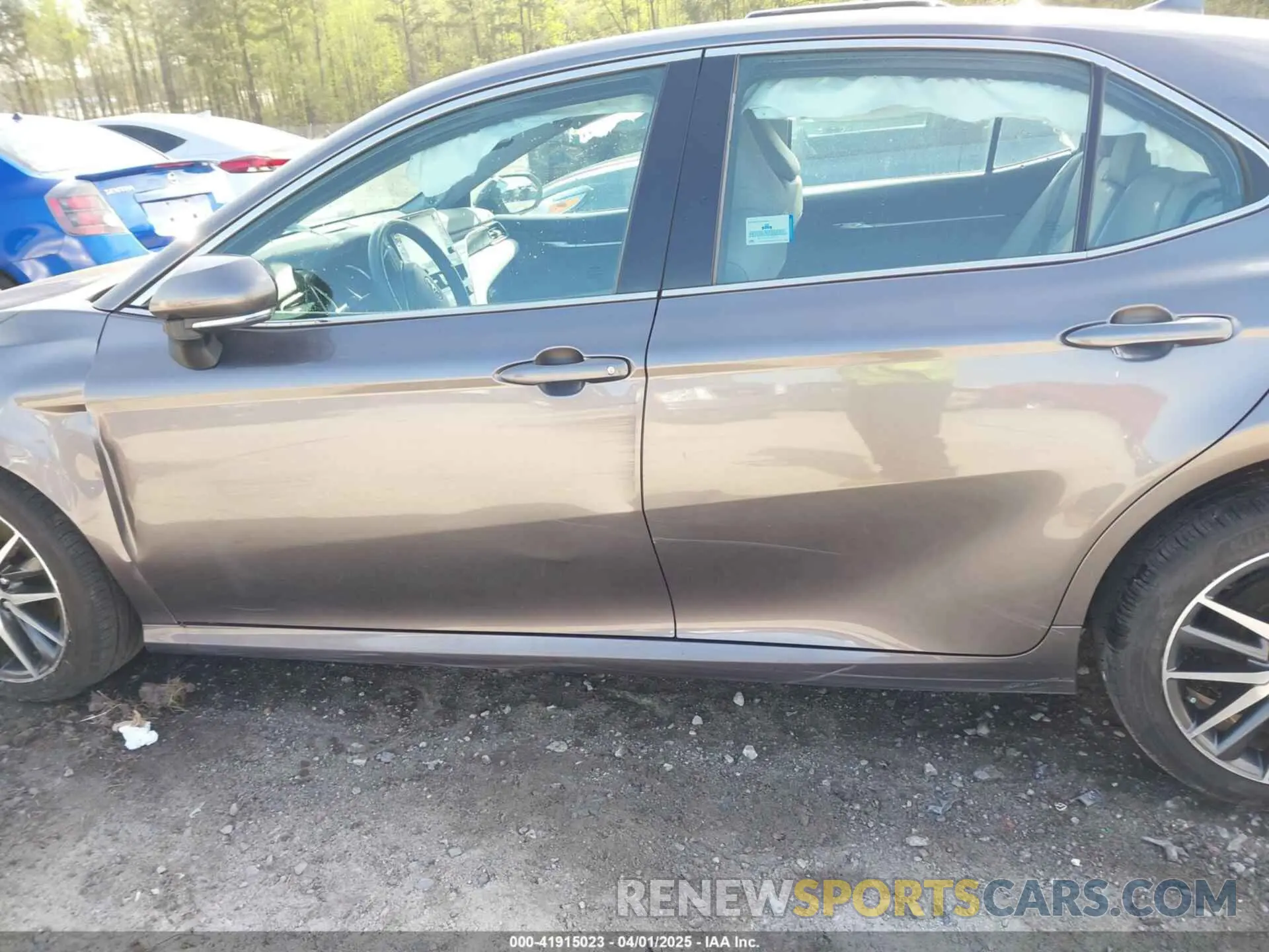 14 fotografías del automóvil dañado 4T1F11AK2NU030044 TOYOTA CAMRY 2022