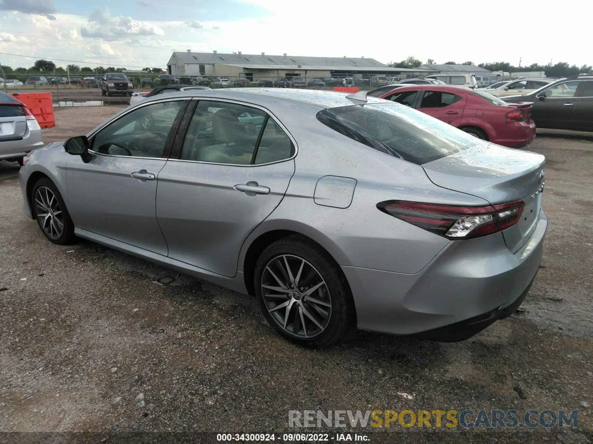 3 fotografías del automóvil dañado 4T1F11AK4NU046259 TOYOTA CAMRY 2022