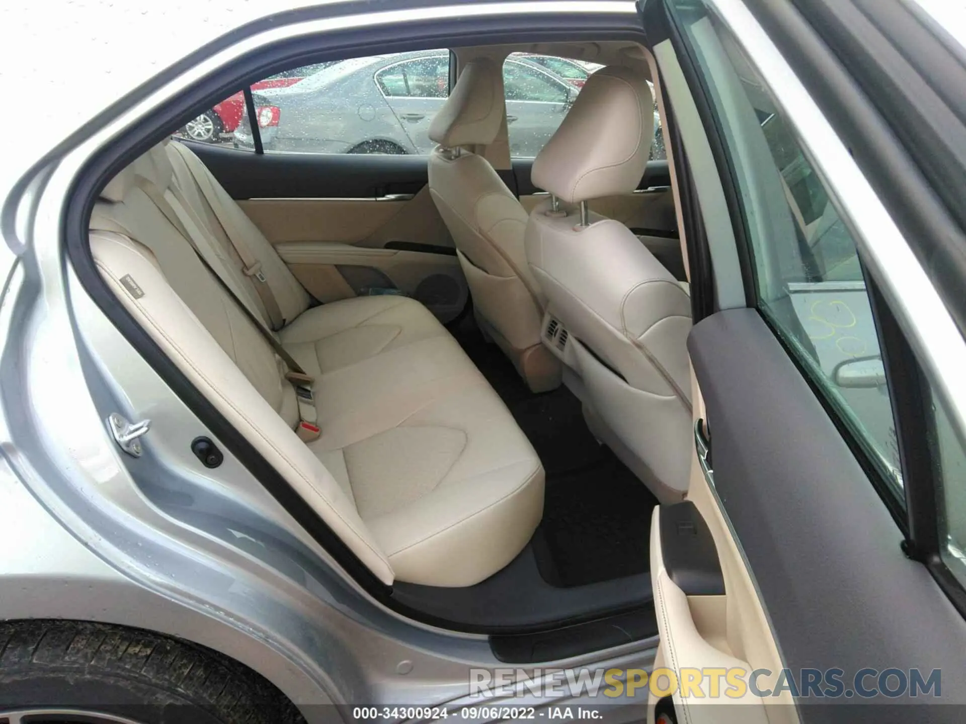 8 fotografías del automóvil dañado 4T1F11AK4NU046259 TOYOTA CAMRY 2022