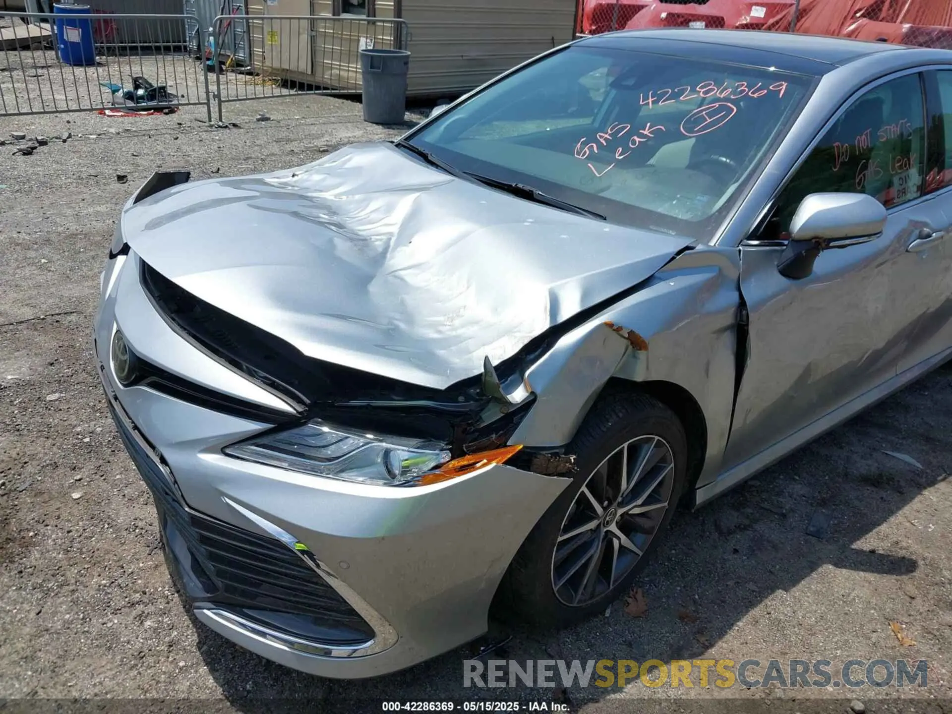 6 fotografías del automóvil dañado 4T1F11AK7NU712529 TOYOTA CAMRY 2022
