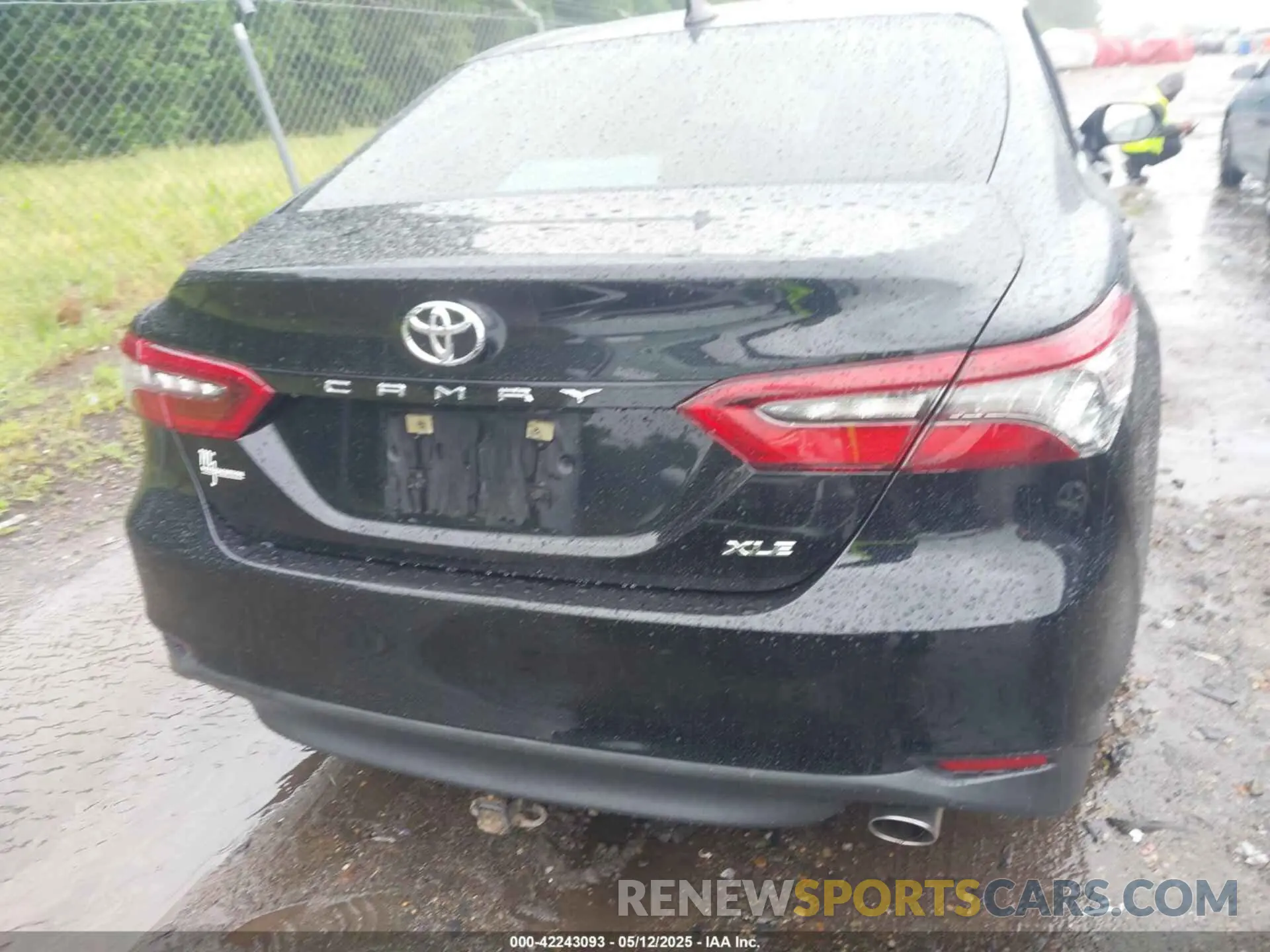 15 fotografías del automóvil dañado 4T1F11AK8NU076638 TOYOTA CAMRY 2022