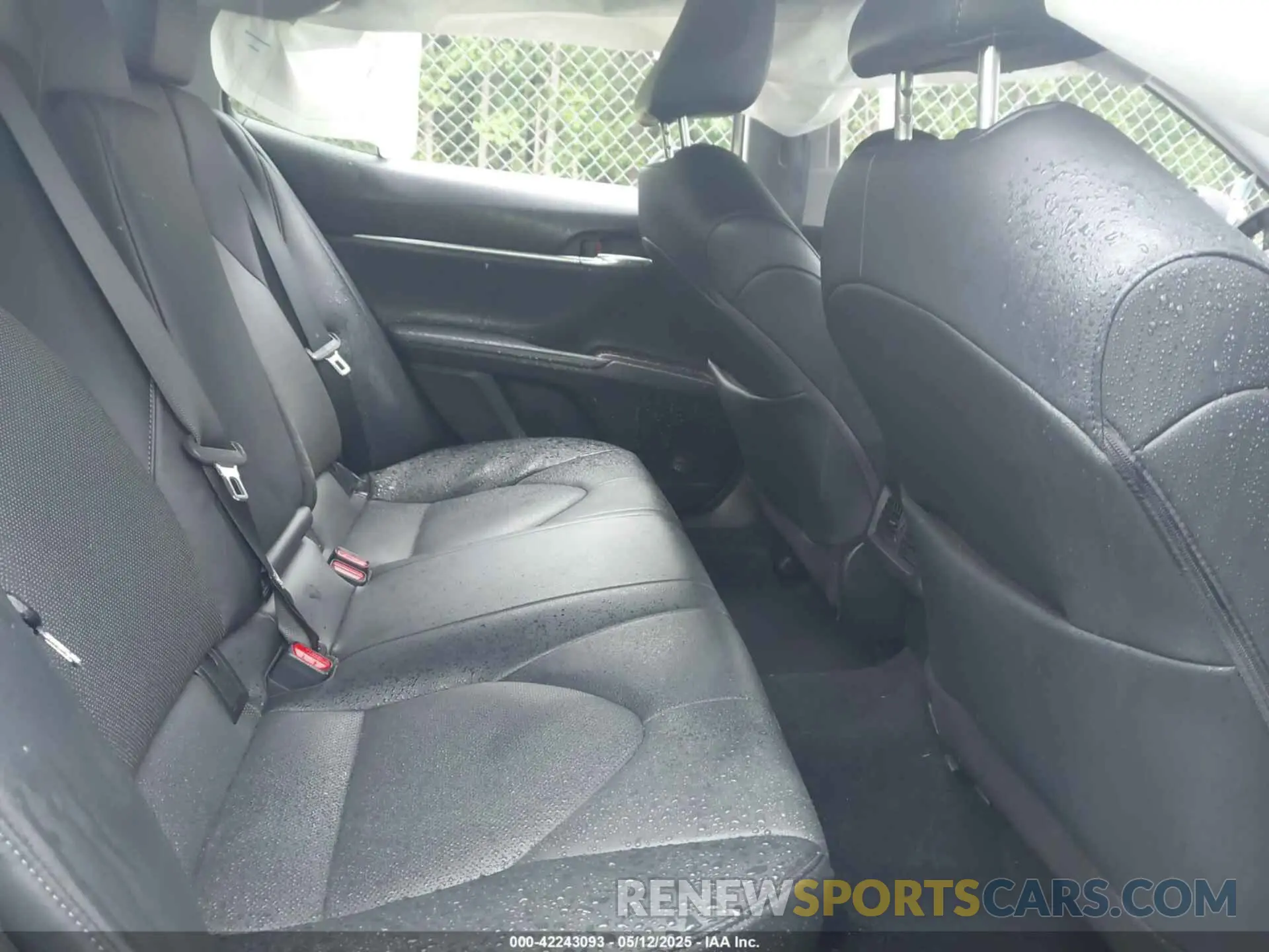 8 fotografías del automóvil dañado 4T1F11AK8NU076638 TOYOTA CAMRY 2022