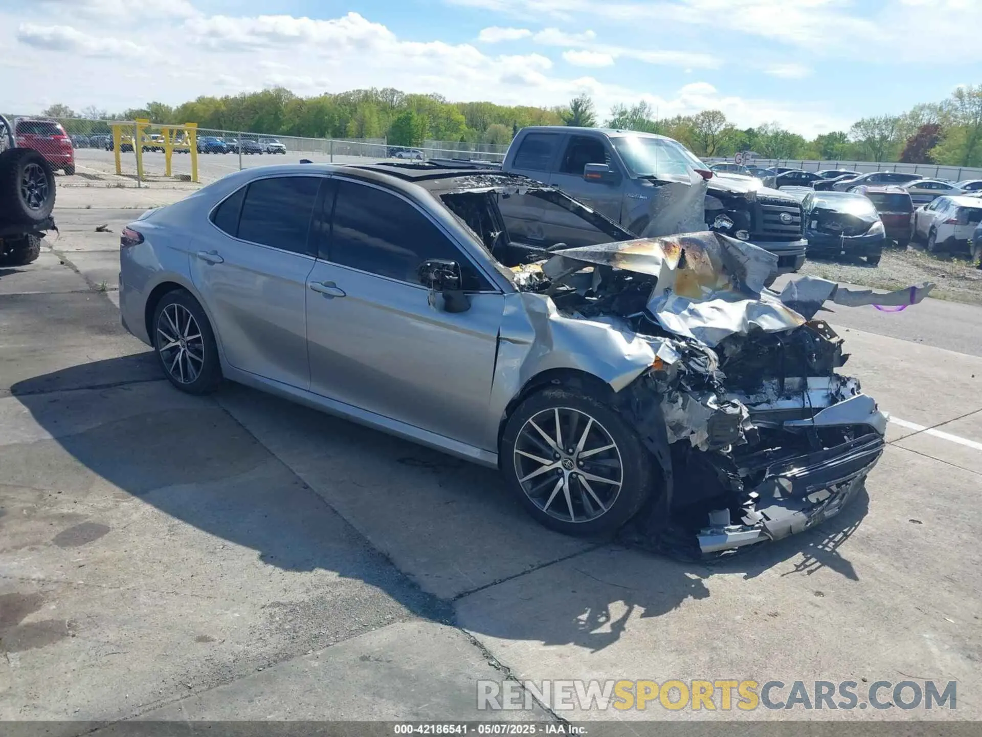 1 fotografías del automóvil dañado 4T1F11BK3NU054495 TOYOTA CAMRY 2022