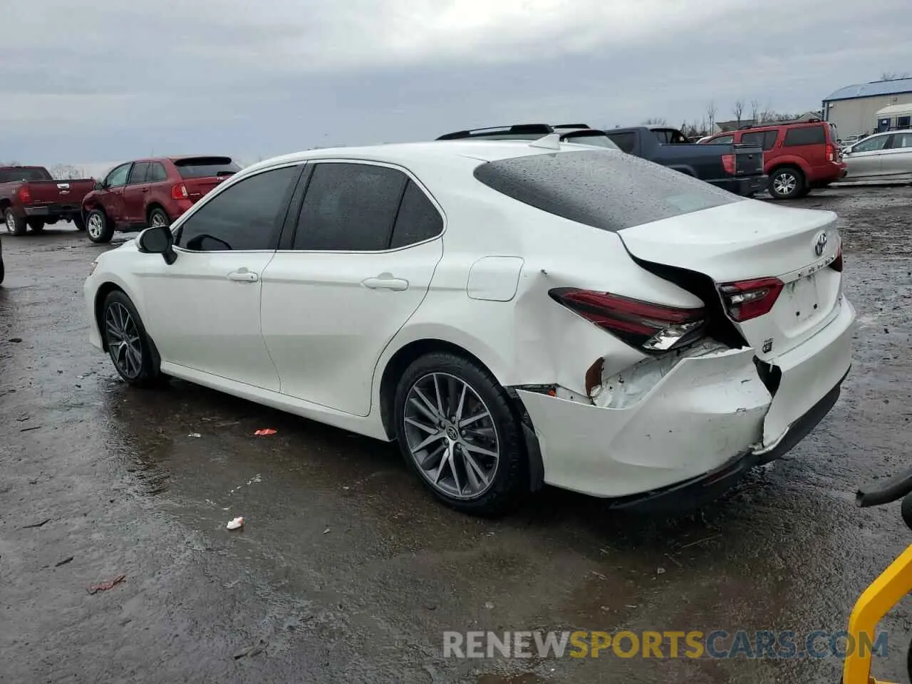 2 fotografías del automóvil dañado 4T1F11BK4NU067496 TOYOTA CAMRY 2022