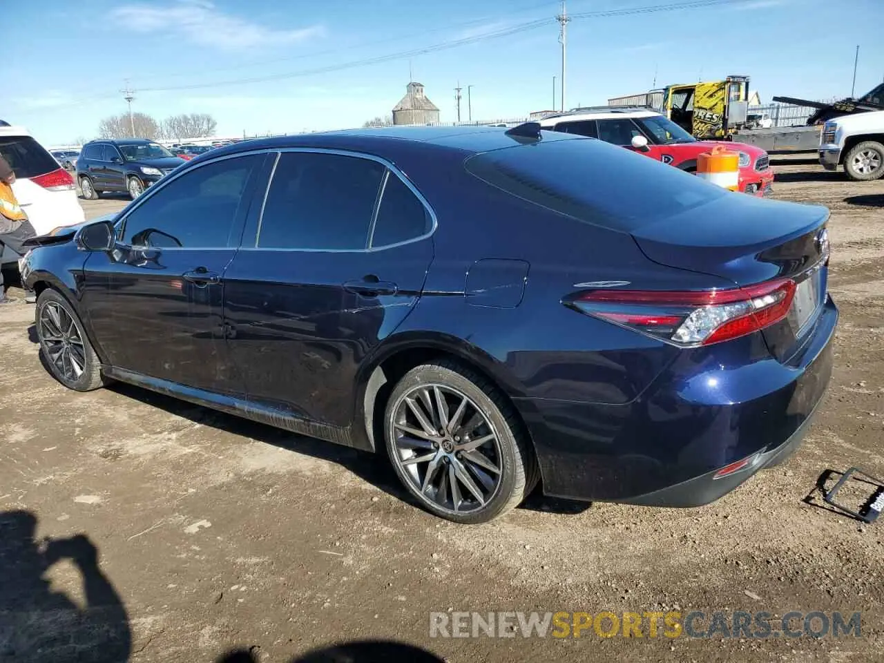 2 fotografías del automóvil dañado 4T1F11BK8NU068988 TOYOTA CAMRY 2022