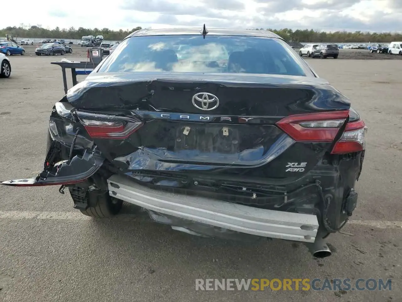 6 fotografías del automóvil dañado 4T1F11BK9NU055599 TOYOTA CAMRY 2022