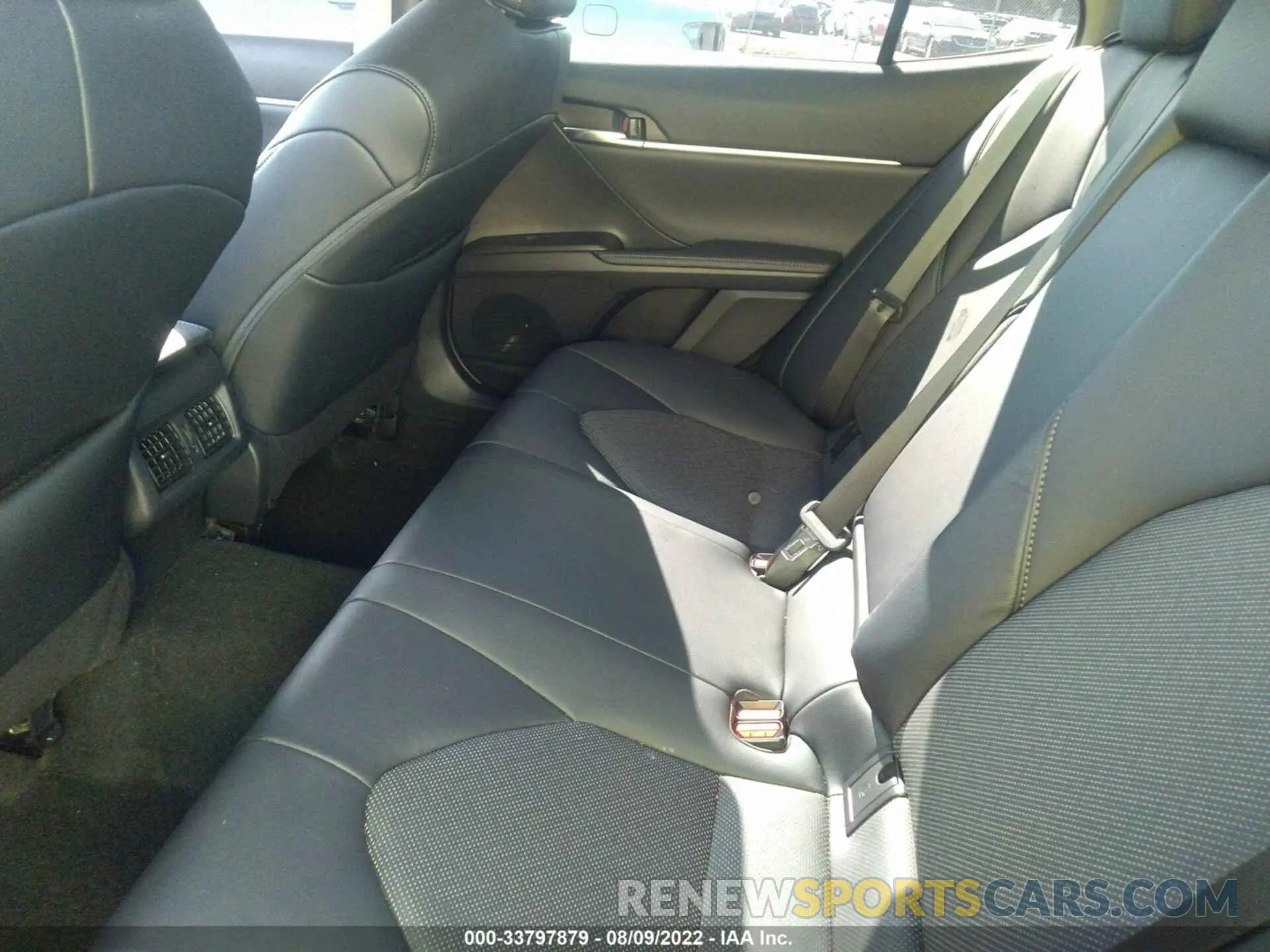 8 fotografías del automóvil dañado 4T1F11BKXNU053411 TOYOTA CAMRY 2022