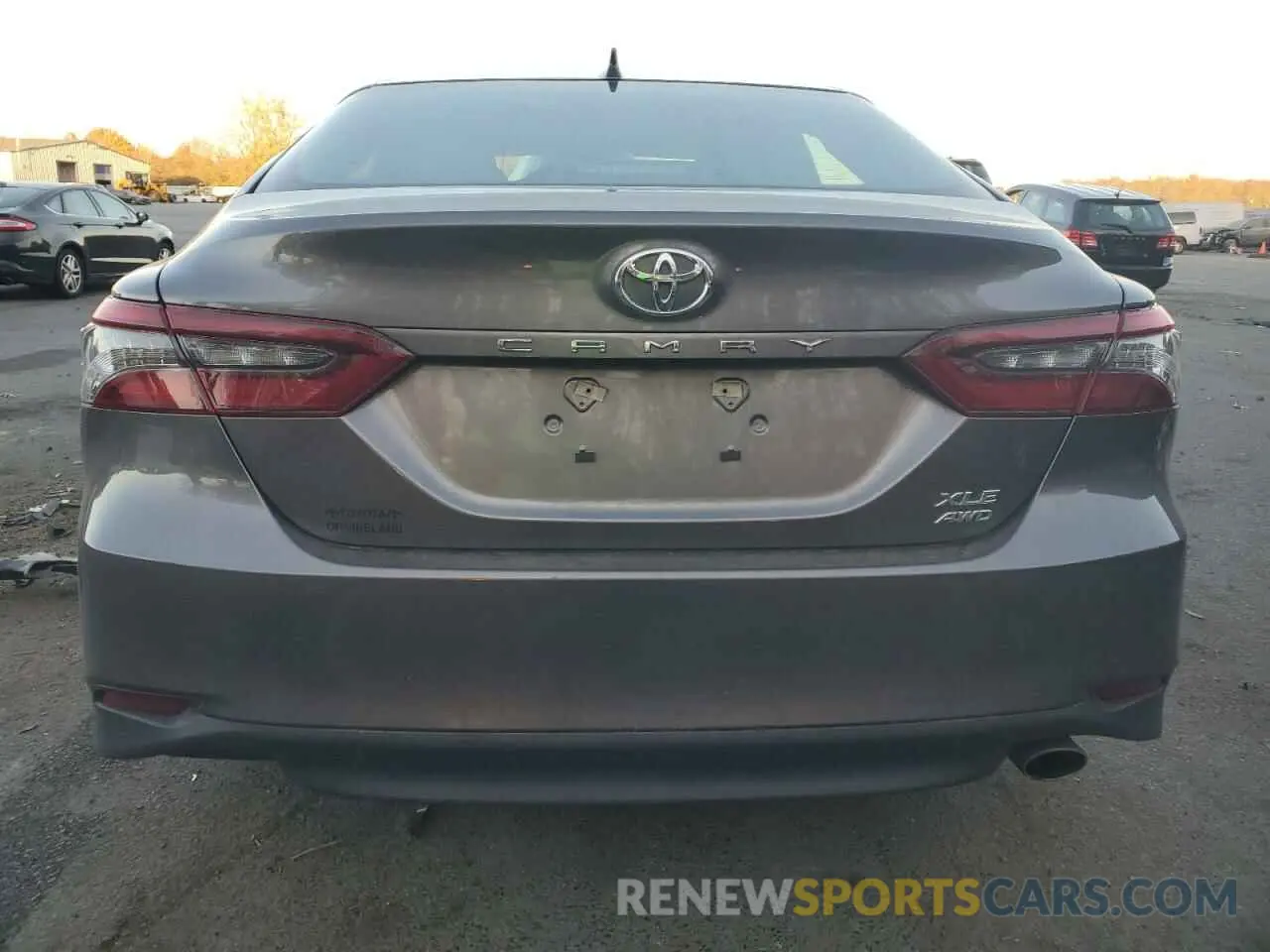 6 fotografías del automóvil dañado 4T1F11BKXNU063629 TOYOTA CAMRY 2022