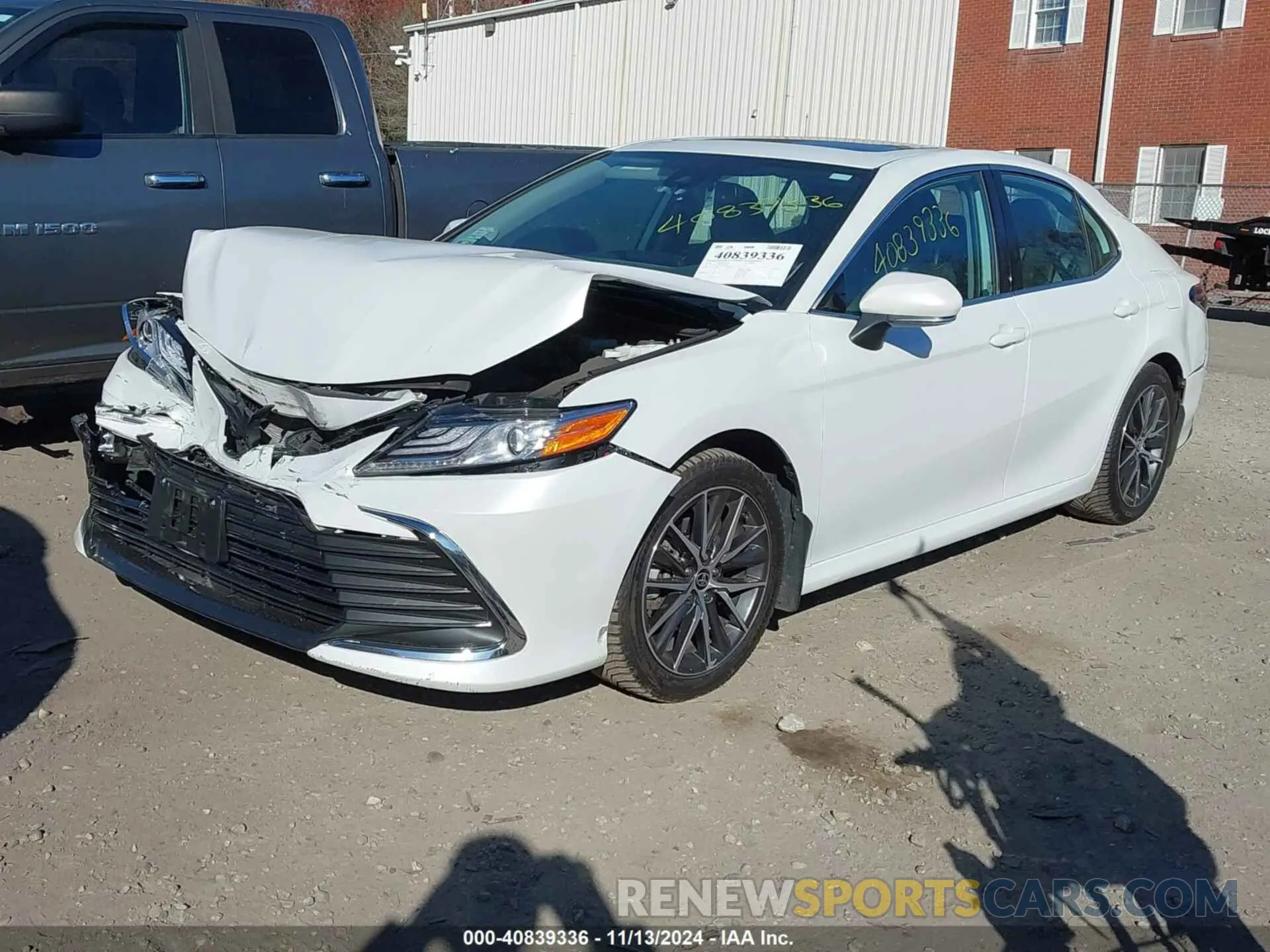 2 fotografías del automóvil dañado 4T1F31AK4NU599424 TOYOTA CAMRY 2022