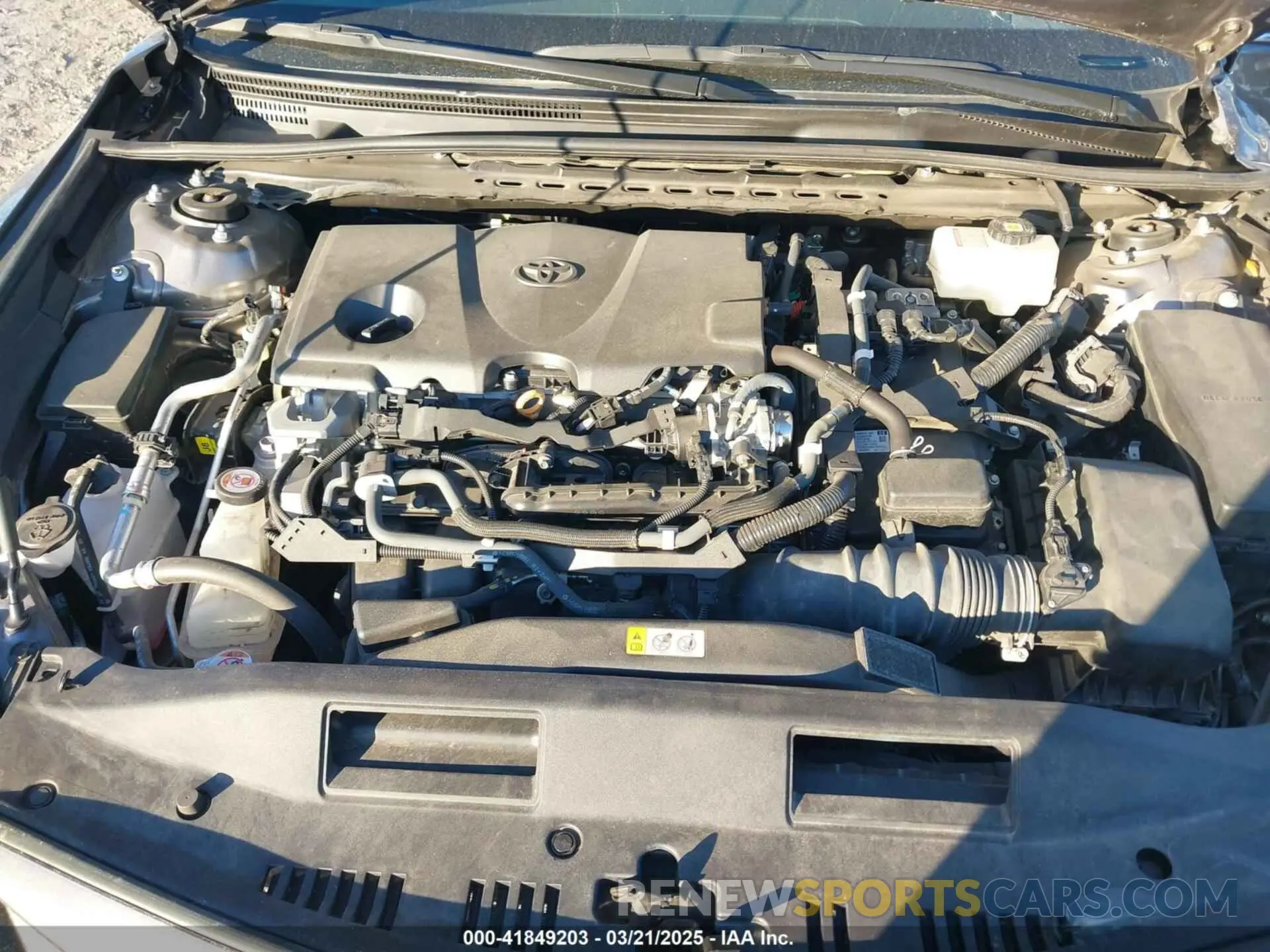 10 fotografías del automóvil dañado 4T1F31AK7NU575845 TOYOTA CAMRY 2022