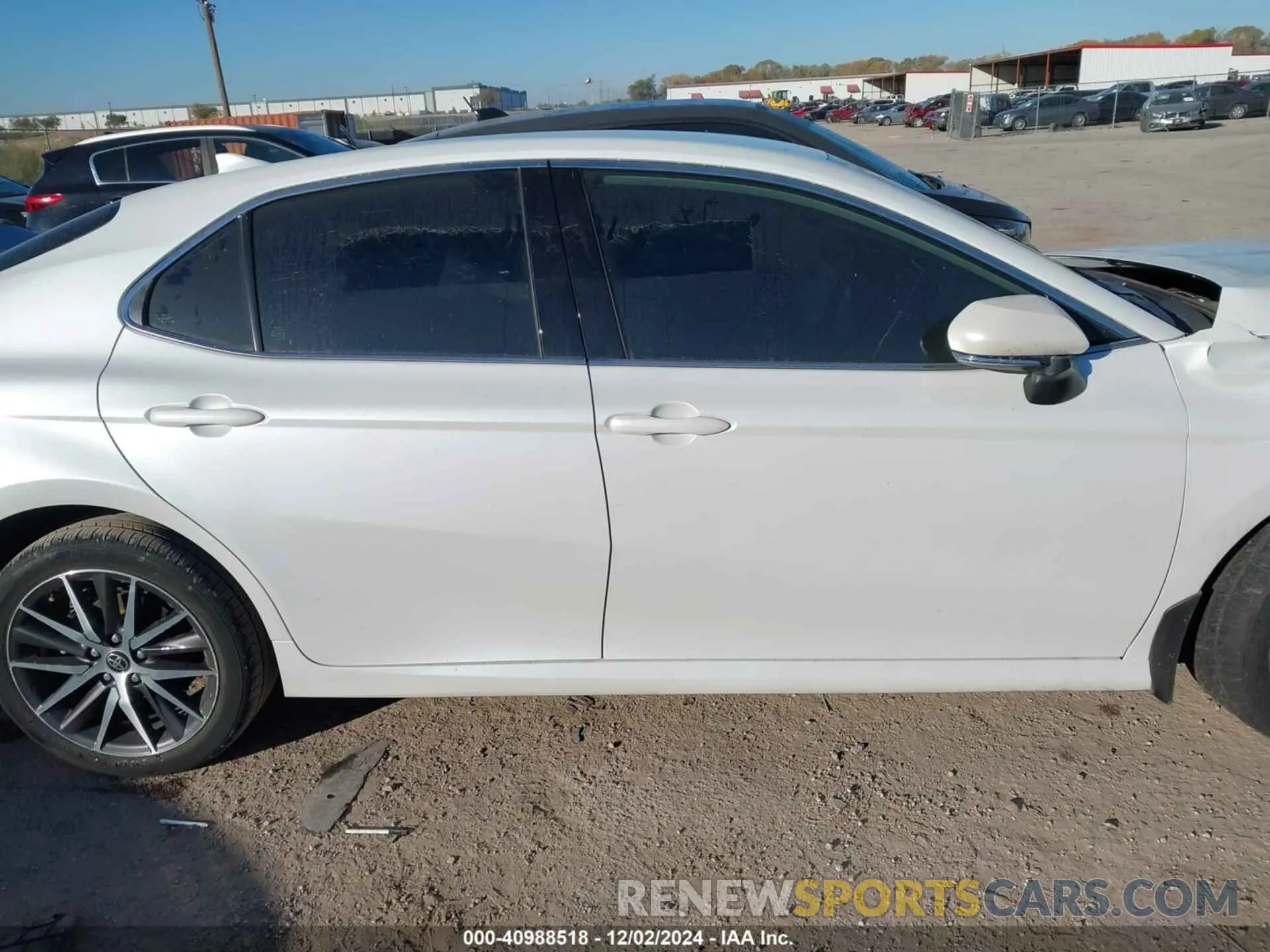 12 fotografías del automóvil dañado 4T1F31AK7NU589227 TOYOTA CAMRY 2022