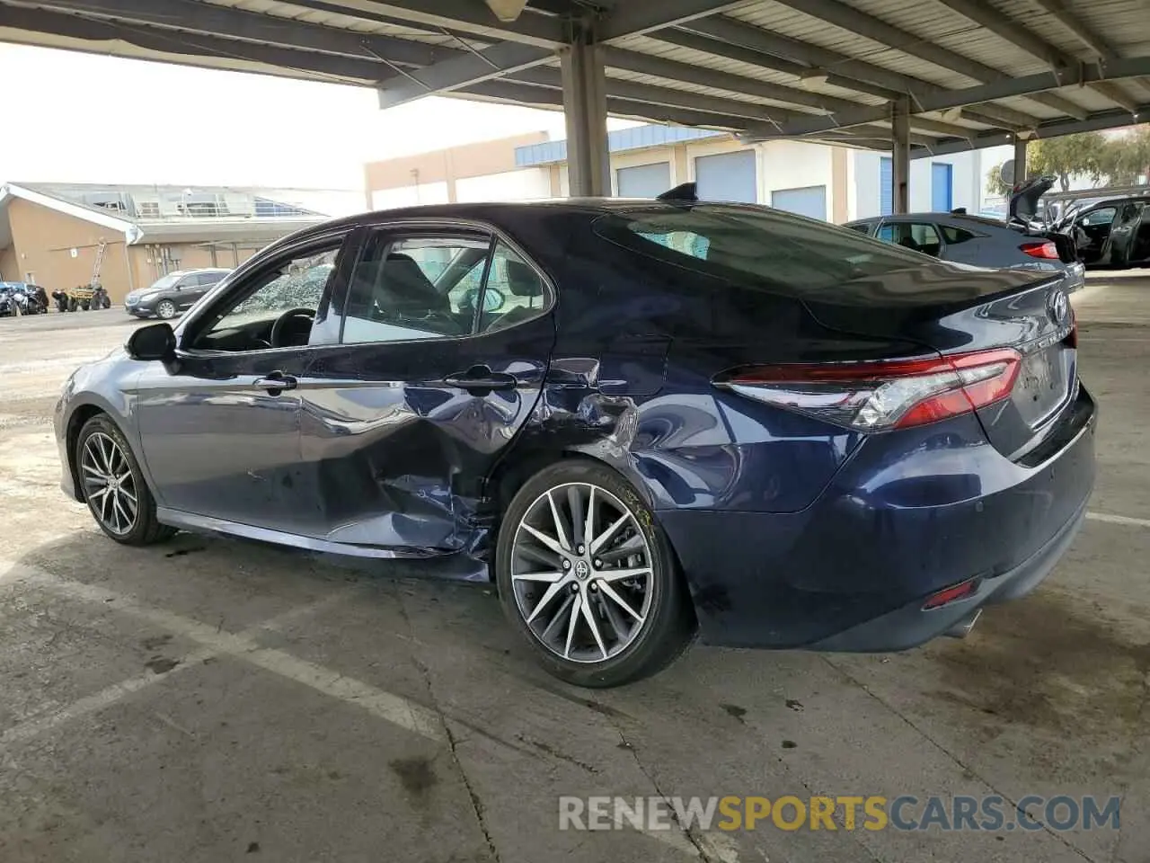 2 fotografías del automóvil dañado 4T1F31AK8NU589589 TOYOTA CAMRY 2022