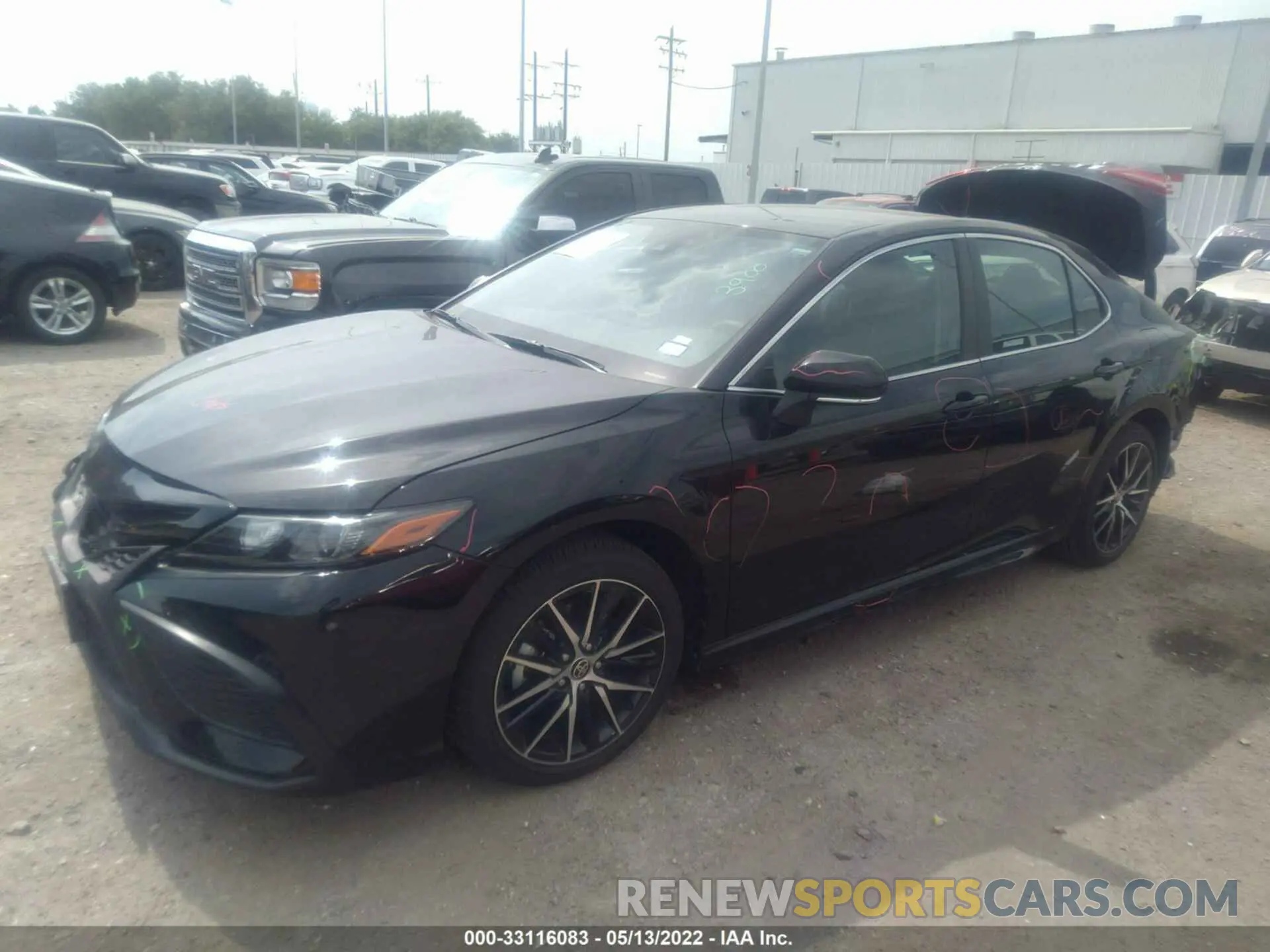 2 fotografías del automóvil dañado 4T1G11AK0NU005082 TOYOTA CAMRY 2022