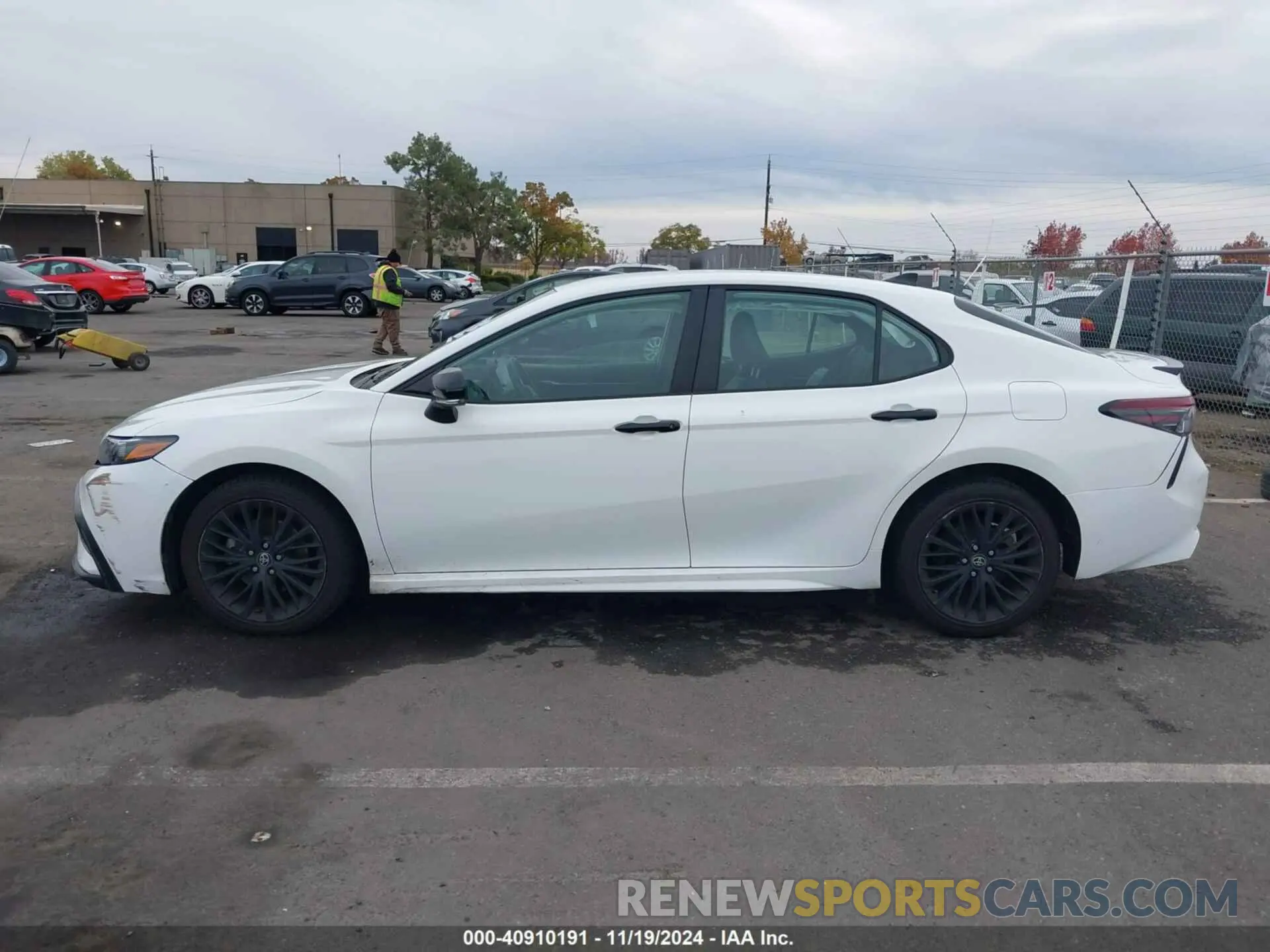 14 fotografías del automóvil dañado 4T1G11AK0NU012520 TOYOTA CAMRY 2022
