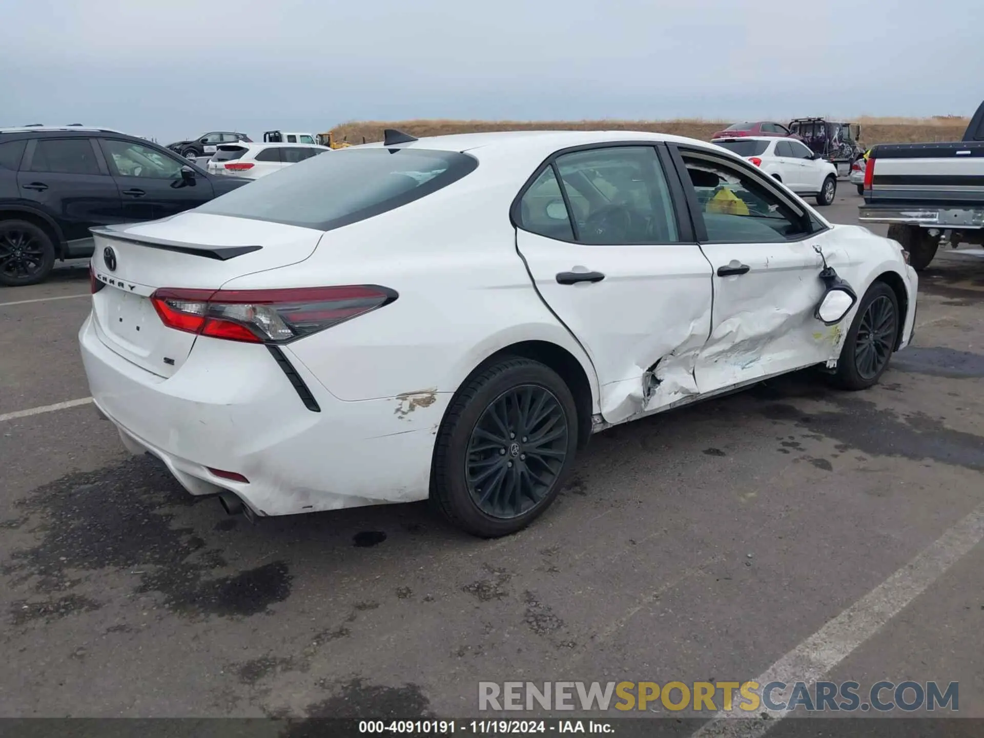 4 fotografías del automóvil dañado 4T1G11AK0NU012520 TOYOTA CAMRY 2022