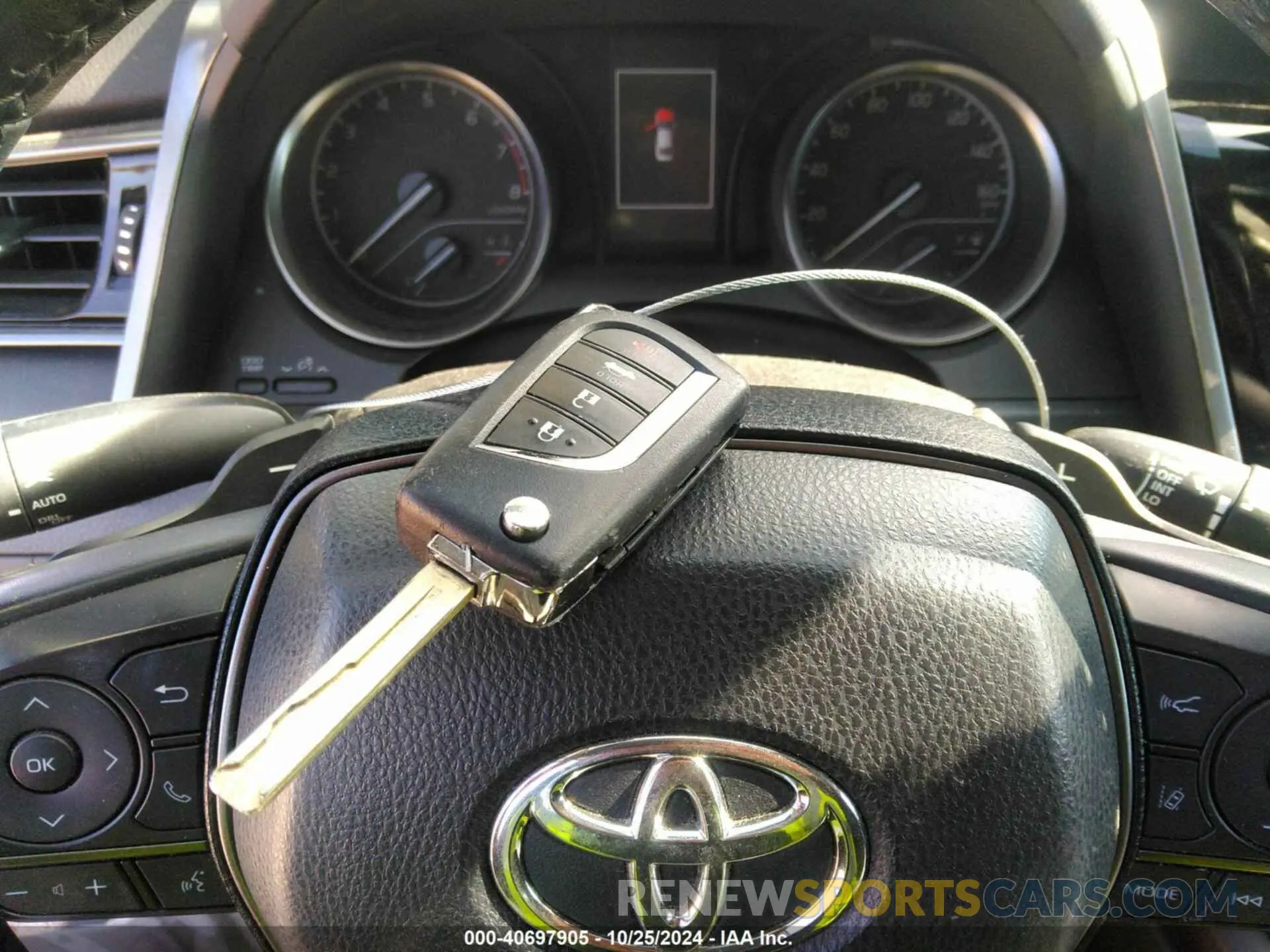 11 fotografías del automóvil dañado 4T1G11AK0NU019158 TOYOTA CAMRY 2022